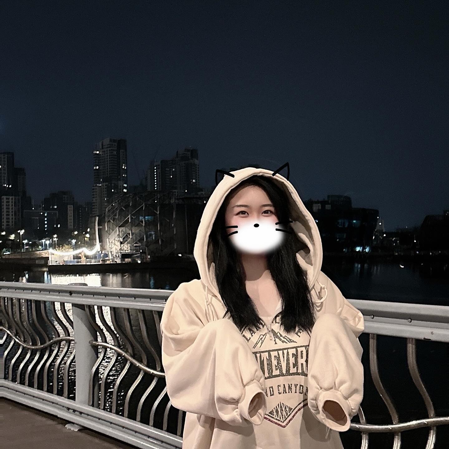 애옹ฅ^•ﻌ•^ฅ
레브냥
.
.
.
.
#차쟁이 #차쟁이그램 #차쟁이맞팔 #차쟁이의일상 #일상소통 #일상생활 #일상기록 #냐옹 #애옹 #희희 #나도있어고양이 #진짜있어 #잠수교 #드라이브