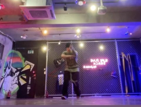 남의 것을 잘해야 내 걸 잘한다구🙈

🧠
1 youillmui 
2 m2ckeys 
3 hong_da__ 
4 hui_korea 
5 hyun__d 

#share #choreography #dance #fyp #class
