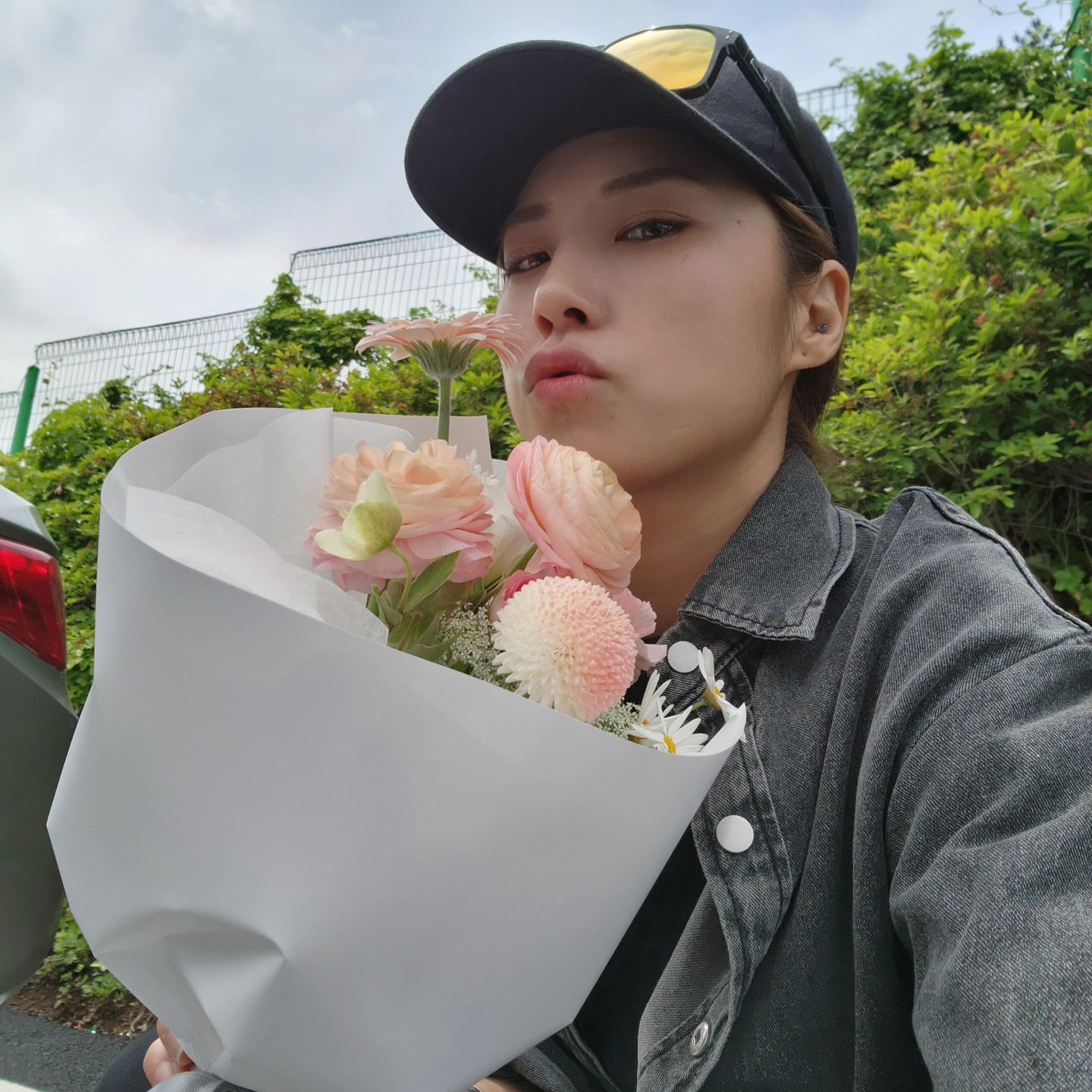 .
#어
#내사진도기록

ㄴㄲ내려깔기신공.
요즘 내려까는걸 좋아함😏

ㅋㅋㅋㅋㅋㅋㅋㅋㅋㅋ
귀엽누 마지막 

#인스타권태기#셀카도잘없음
#요즘엽사가좋은데#그건나만간직할려고
#황금개띠맘#율하맘#강서맘#워킹맘