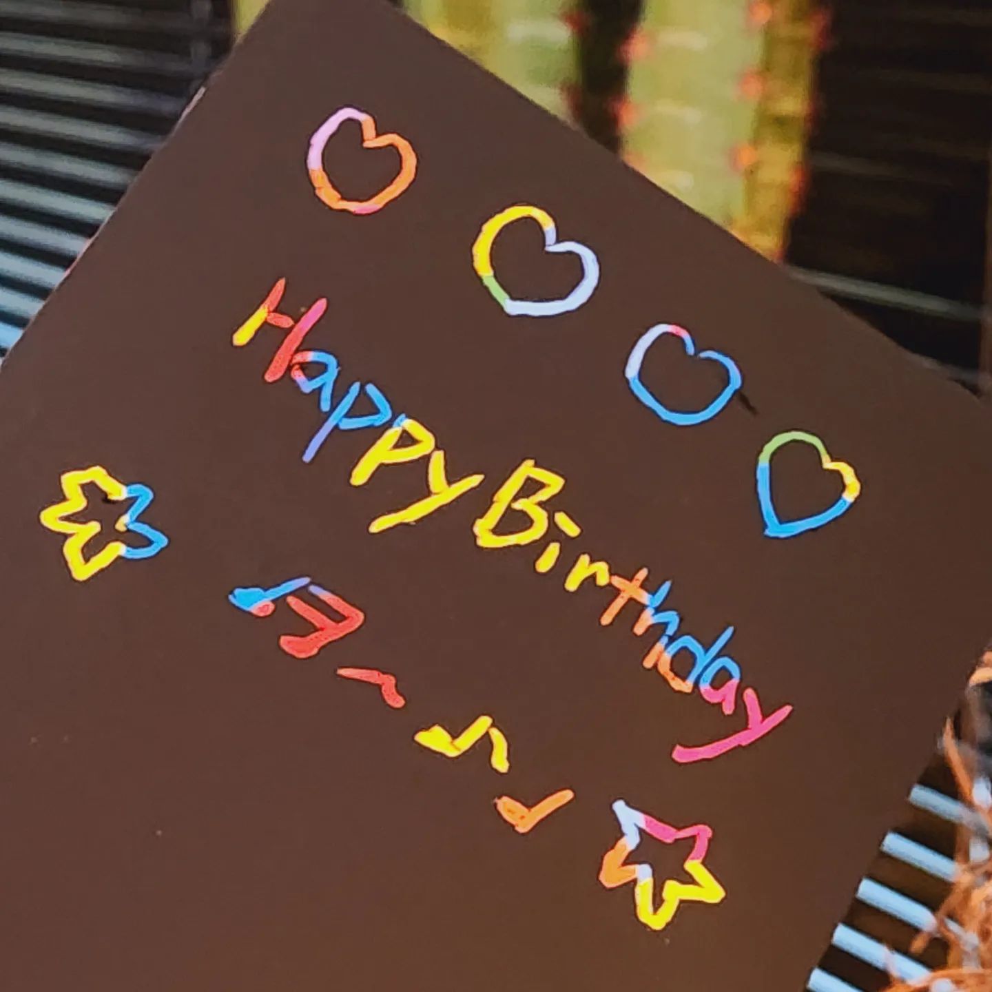 으른 남자셋ㅋㅋㅋ 여자 하나 
회사에서
생일 축하 한다는 말 절대 못들을줄 알았는데 이렇게 라도 축하 해주시는거 더 감동이다😭

.
.
.
#생일선물로파르페받음
#생일축하카드도받음
#미리생일축하고마워요