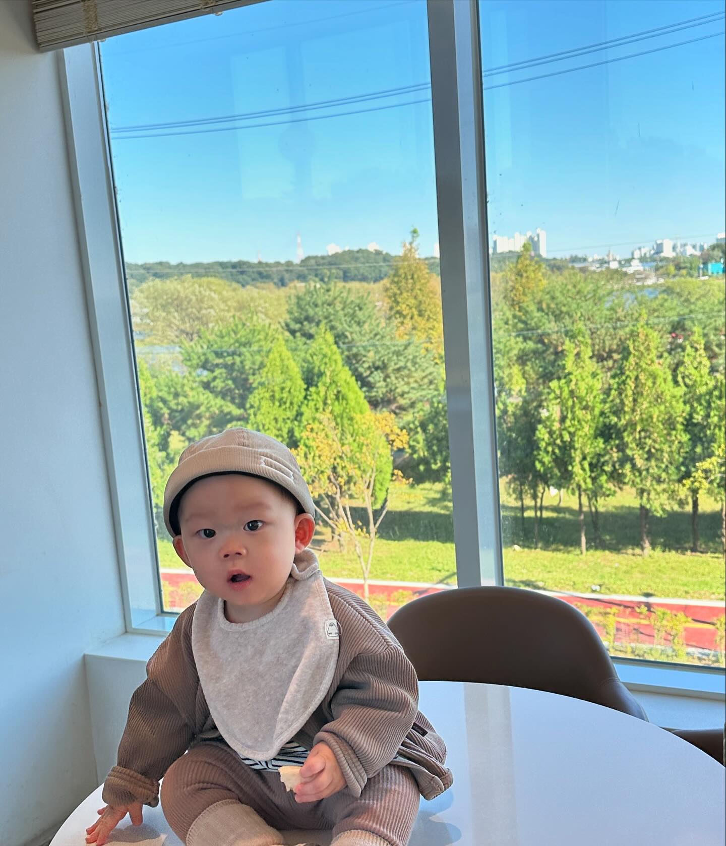 😮
찰나의 가을을 즐길고야