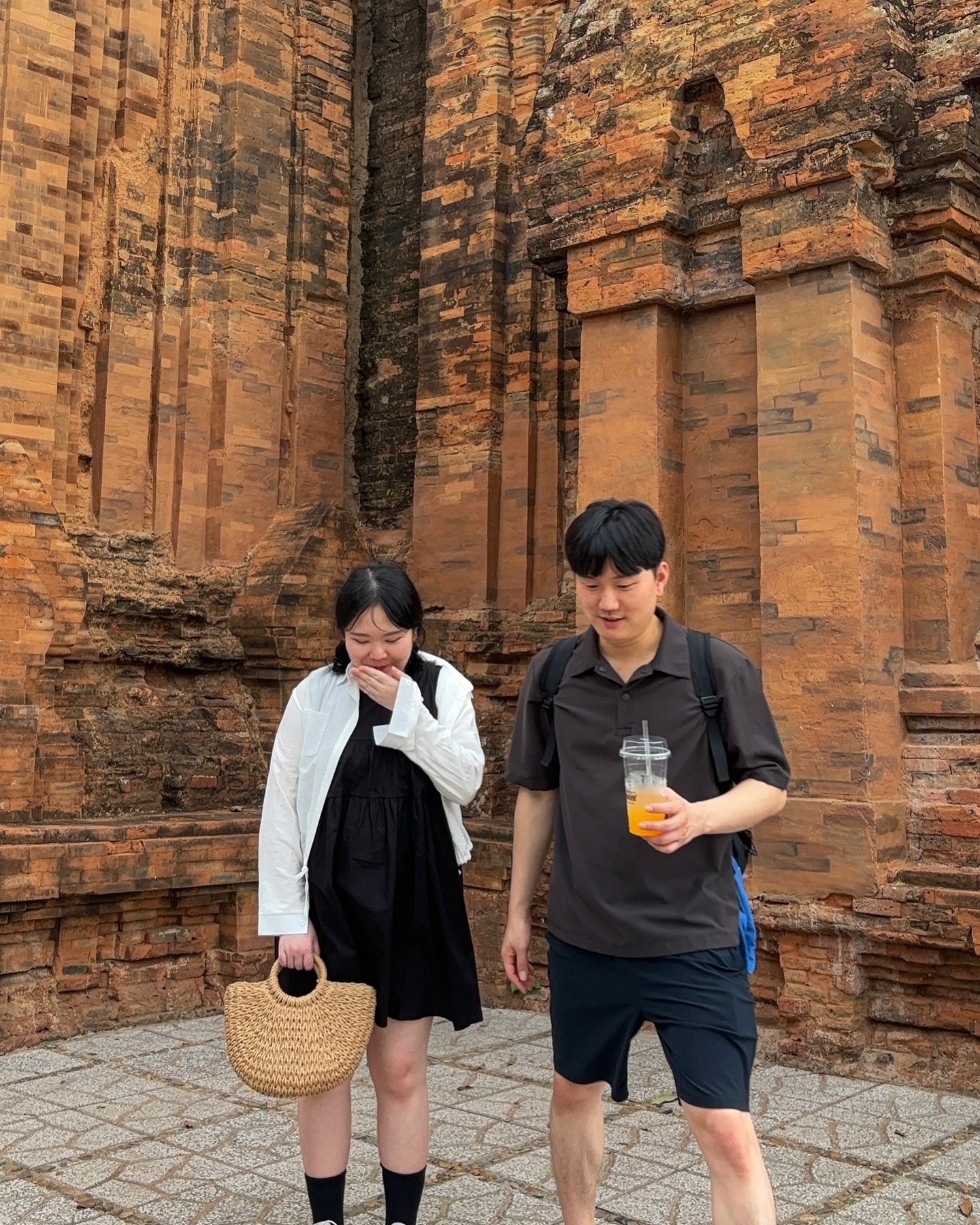 꼬까원피쮸 입고 이곳저곳 다니기👀👗
10월은 우기인데 어쩜 날씨가 이렇게 좋냐구🤭🧡