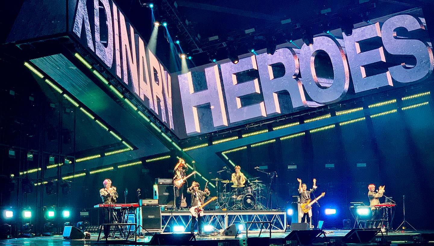 #xdinaryheroes  Stage ♭ : Overture

Drown 언젠가 하겠지.. 했는데 생각보다 금방 들어버렸고, Tomboy 편곡 정말 잘했는데 보컬 음색이랑도 찰떡이라 진짜 신나게 들었다. 그리고 건일이 드럼 솔로 최고였고 멤버들 멘트에 눈물샘 개방하고 돌아왔다.