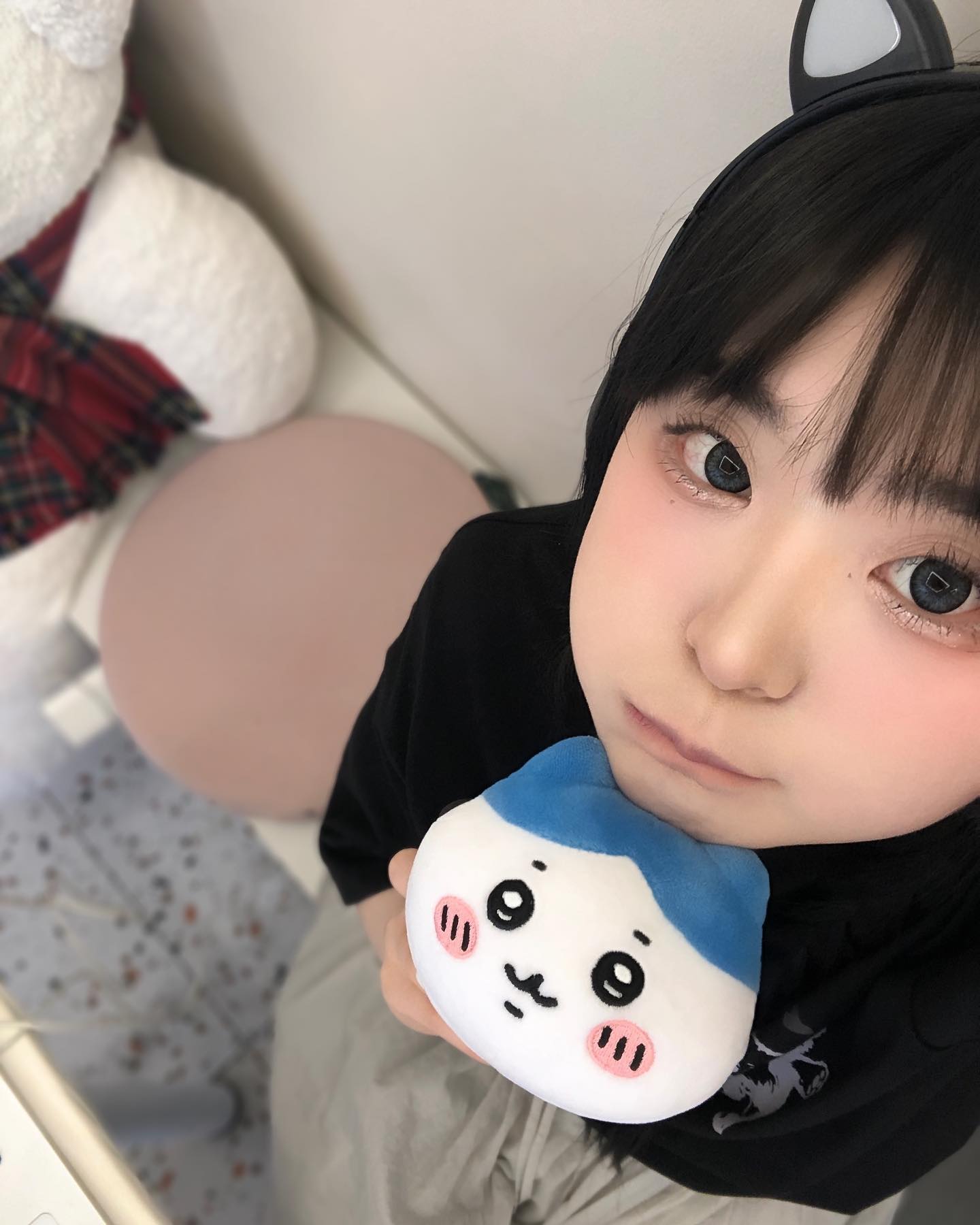 다리 다친 욤과 코잃은 곰도리 🥺ྀི

(✌’ω’)✌
✌(‘ω’✌)
✌(‘ω’)✌
(좋단다 ~@)

#아코스튜디오 #아코스튜디오스페이스