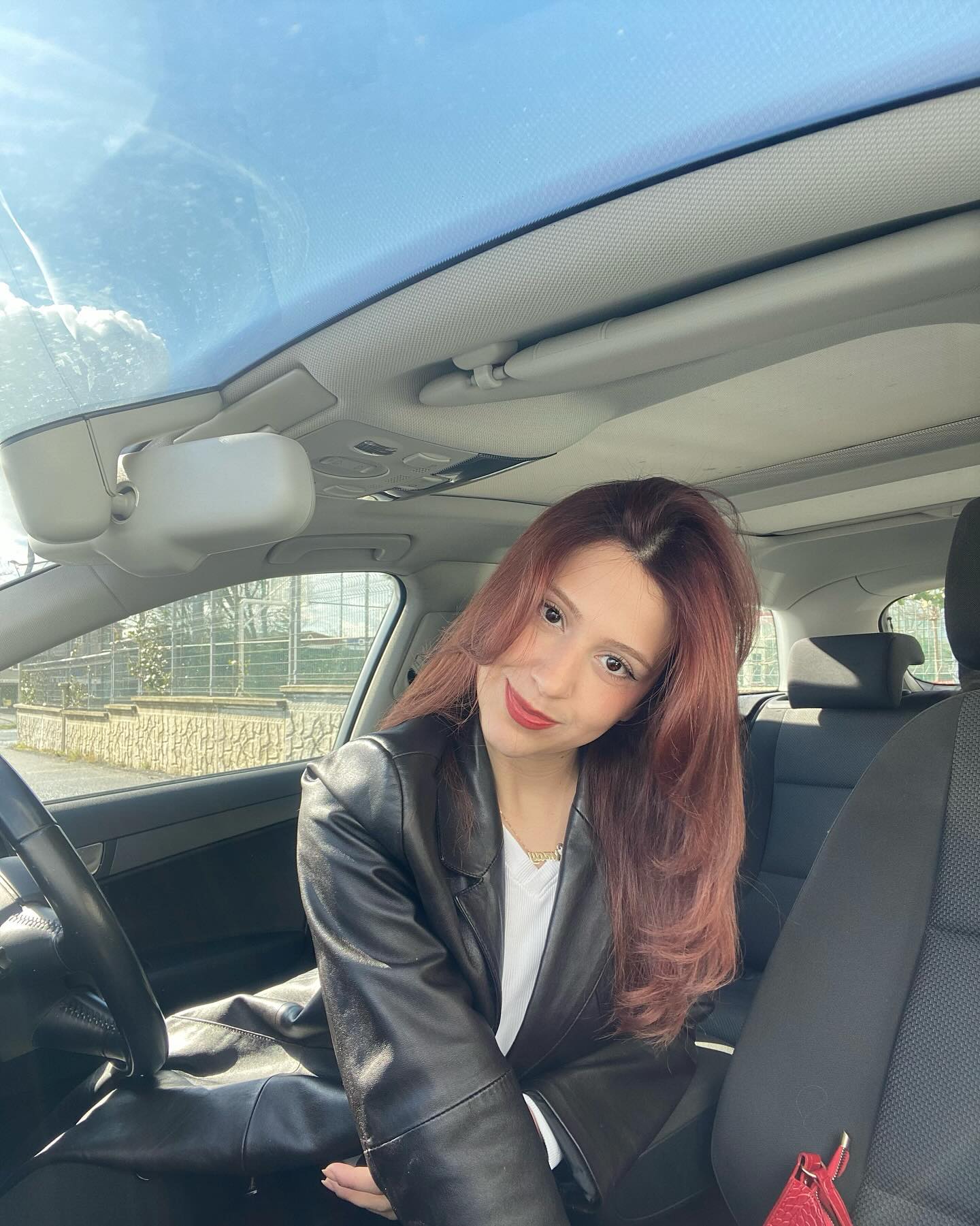 누나 차 뽑았다