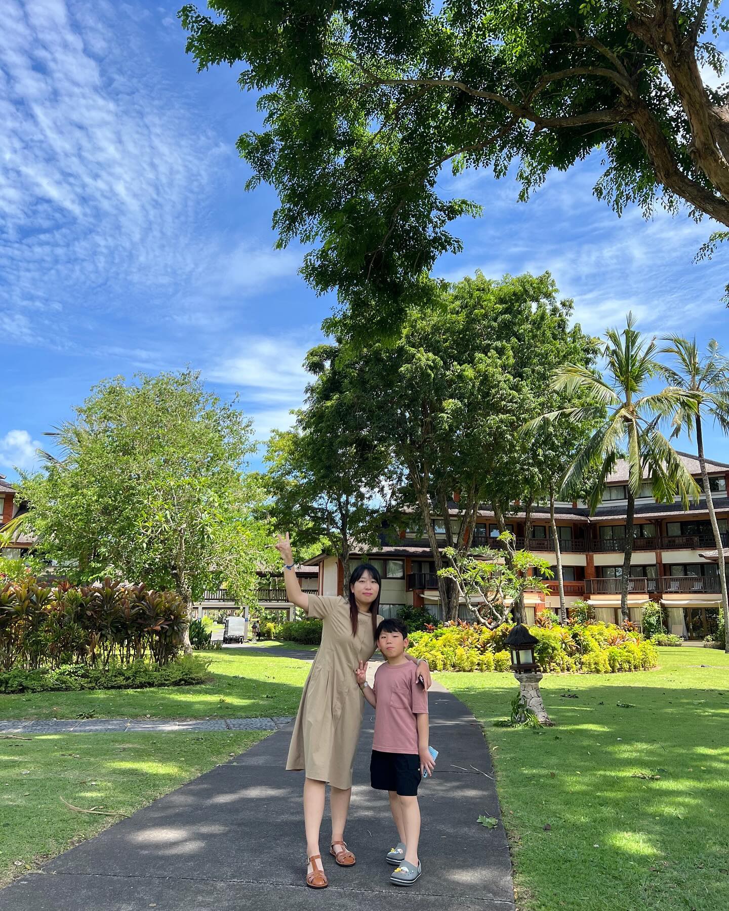 ฅ՞•ﻌ•՞ฅ 
.
.
💖시부모님 생신기념 가족여행 💖
.
정말 잘놀고 잘먹고 호강하다 온
두번째 클럽메드 리조트
이번엔 발리로 ✈️🌴
.
.
더운나라여서 다 다양하게 즐기다 
올 수 있었던 듯 ! 
.
이쁘니 신나찌 
.
#가족여행 #클럽메드발리