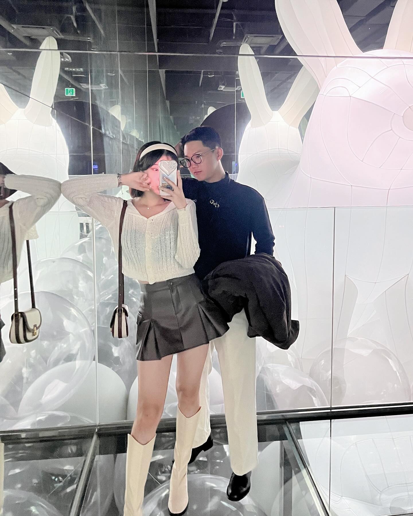 가을남자와 가을여자의 문화생활입니다티비 🍁🤎
