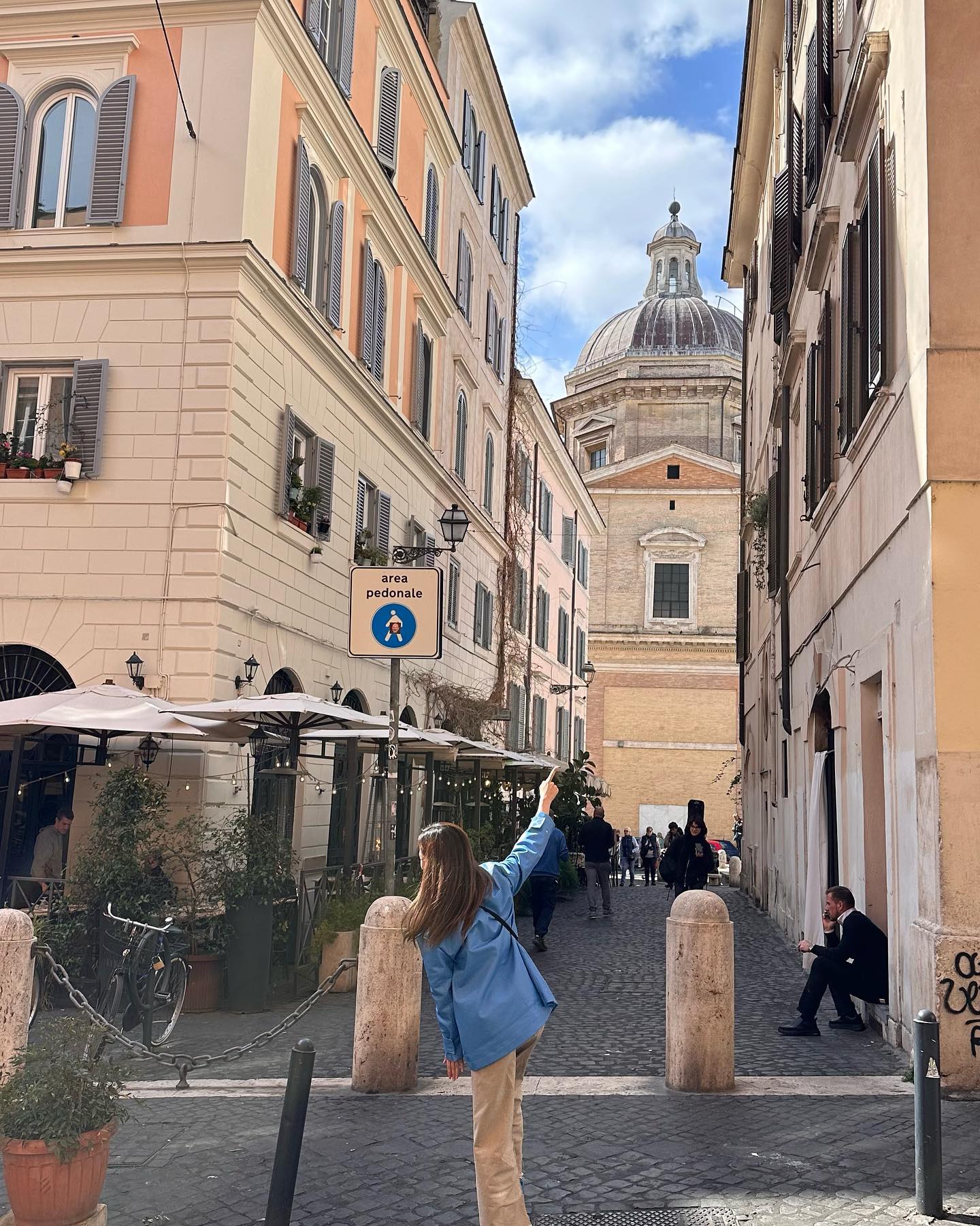 The scent of Italy🇮🇹I came to Korea and I wanna go to Europe again! A wonderful painter's studio in Rome🤩 
유럽앓이…❤️🎨✈️ 멋진화가아조씨
