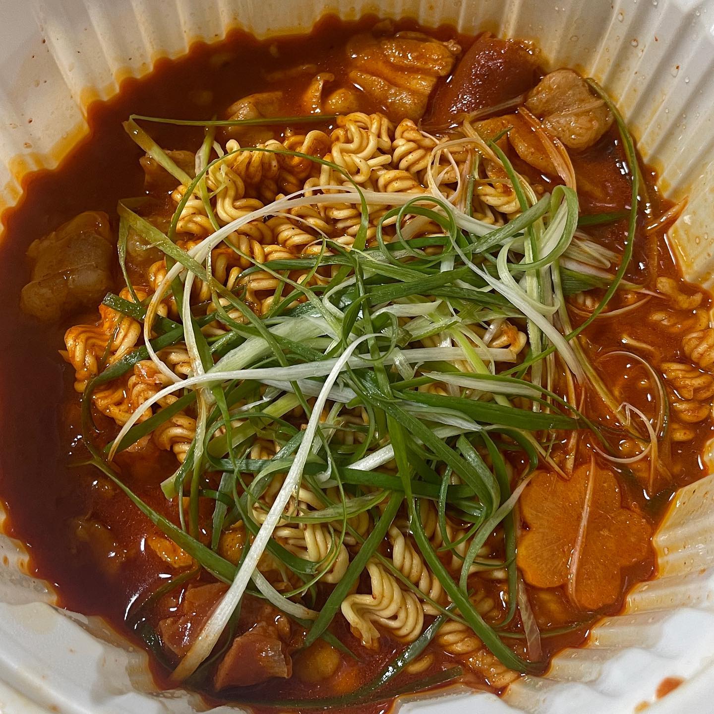 #내가닭도리탕이다 #원조닭도리탕 
+대창추가 

아주 맛도리임. 양은 적어보였지만 꽤 많았🥴

그냥 배달비 무료라 주문해봤는뎅
성공적인 배달 맛집 추가 !