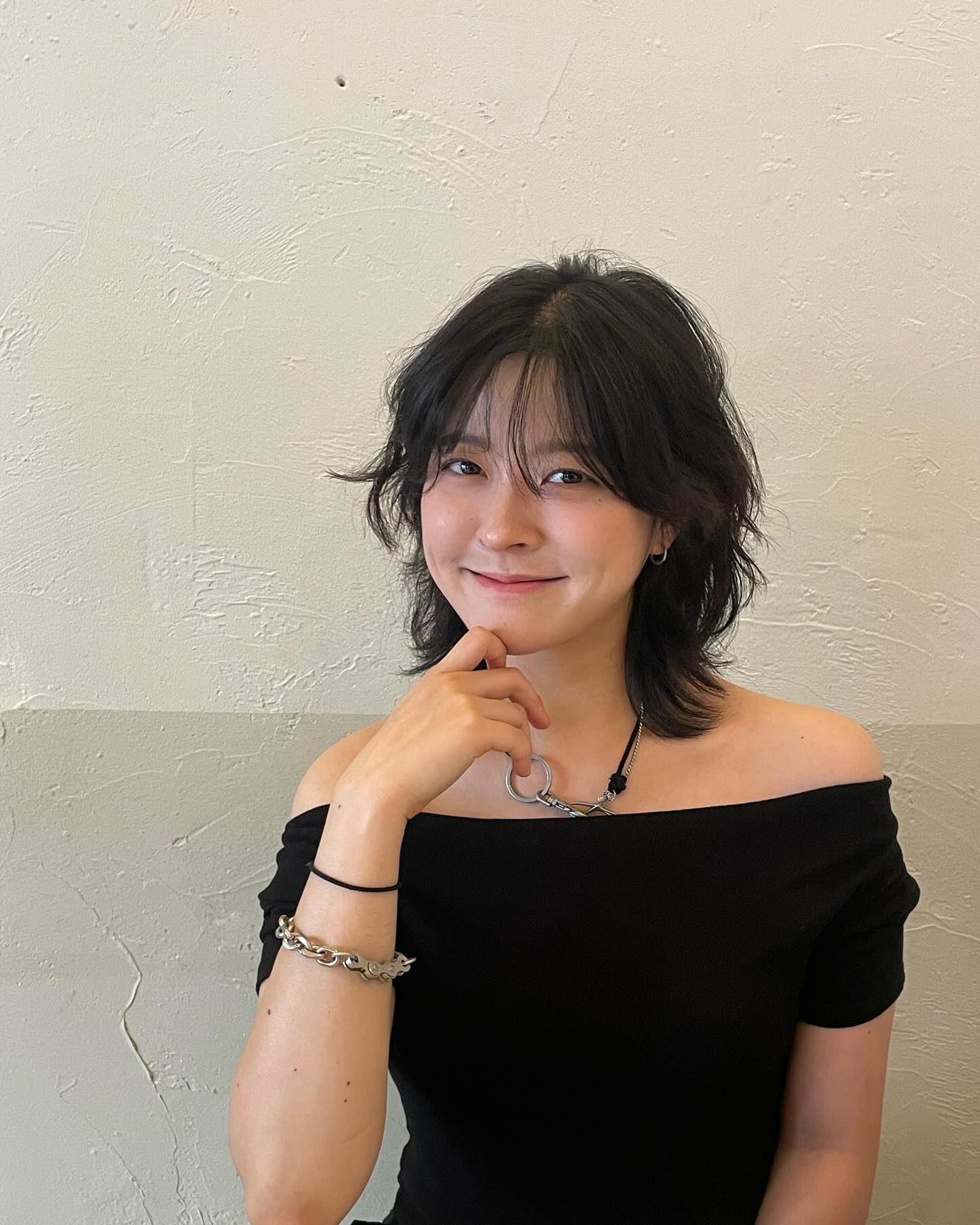 행복한 200일이었다 🩶🎶 (오늘 아님)  그만 찍어주세요 ~ 이와중에 머리가 예뻐요
