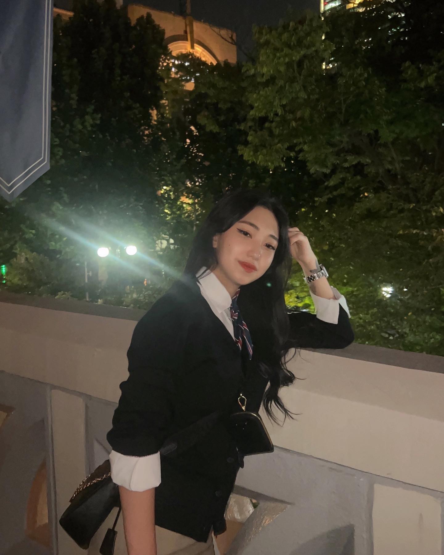 교복 좀 잘 입고 다닐걸