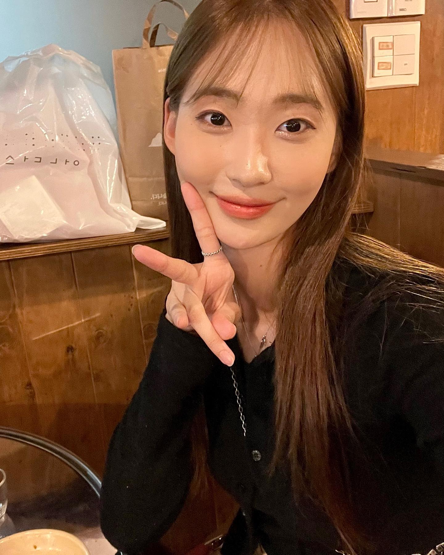 -
읏 츄 😵‍💫🖤