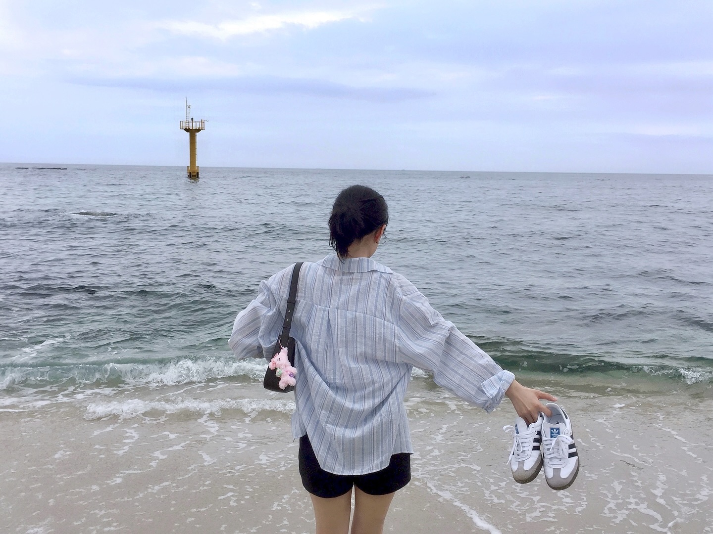 여름 잘 보냈습니다 ~ ☀️🍉 
이제 가을아 와라 ....