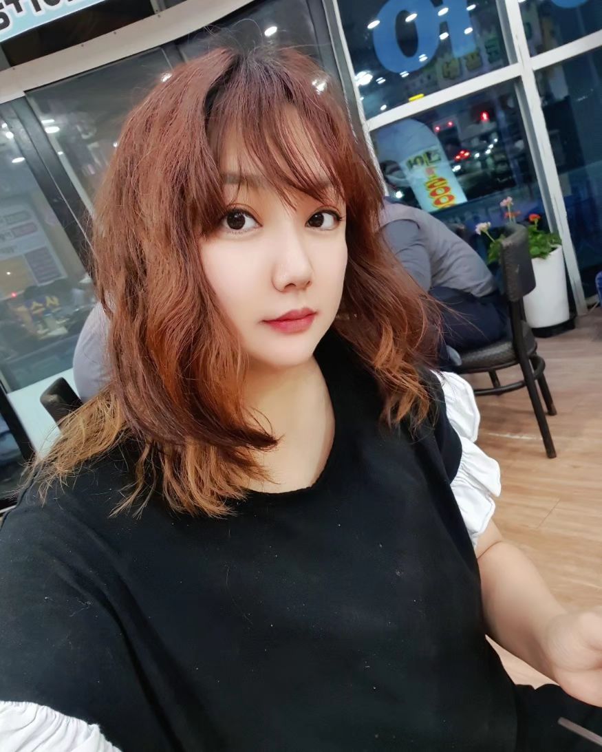 오늘 기분도 안좋고 대하가 먹고싶어서 왔어요~~
가성비가 좋아서 회가 생각날때면 왕대박수산 오는데 
새우머리 버터구이도 맛나요^^
호매실 가성비 횟집 추천🥰

.

#호매실맛집 #호매실횟집 #호매실왕대박수산 
#왕대박수산 #왕새우소금구이🦐 #새우버터구이🍤 #수원횟집