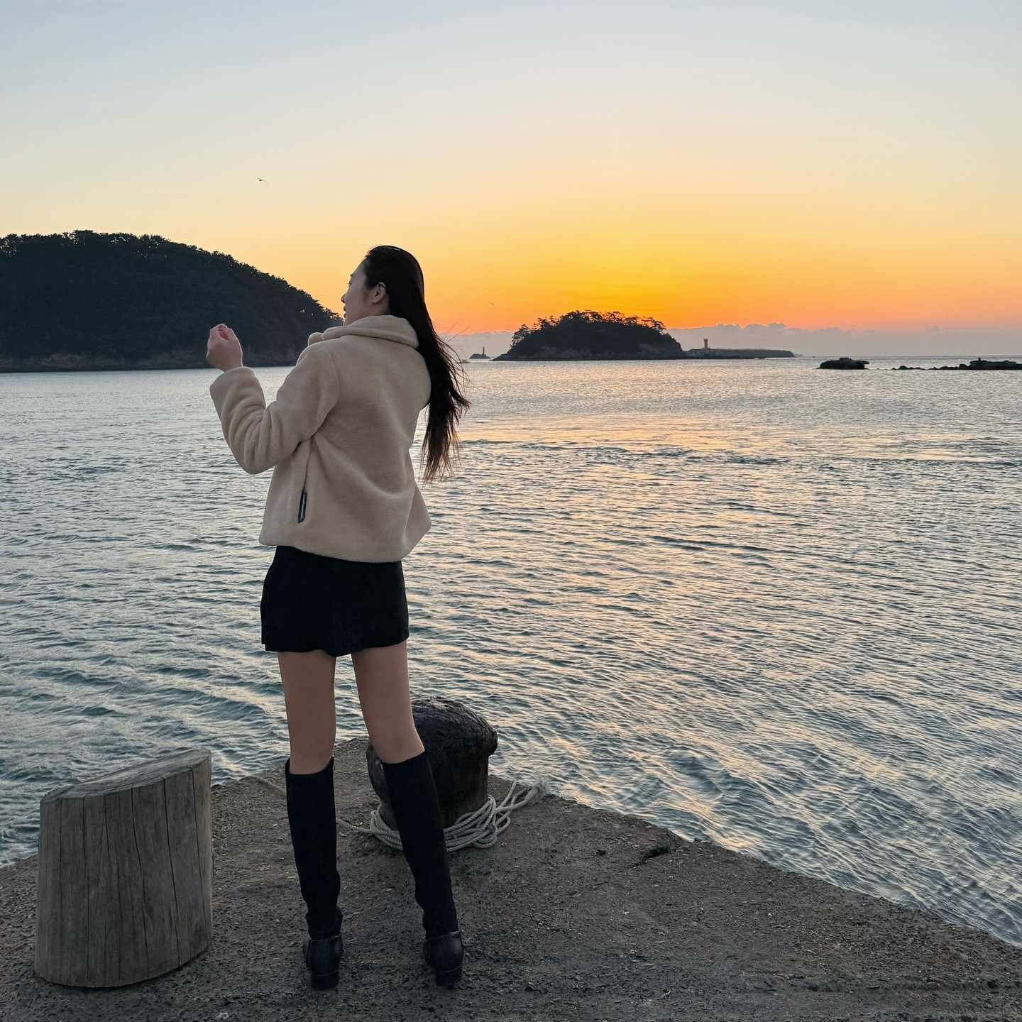 𝗕𝘂𝘀𝗮𝗻🌊
⠀
⠀
⠀
⠀
⠀
⠀
#부산 #다대포 #다대포해수욕장 #부산여행 #다대포일출 #일출명소 
#연차 #휴가 #직장인 #여행스타그램 #여행기록 #여행그램