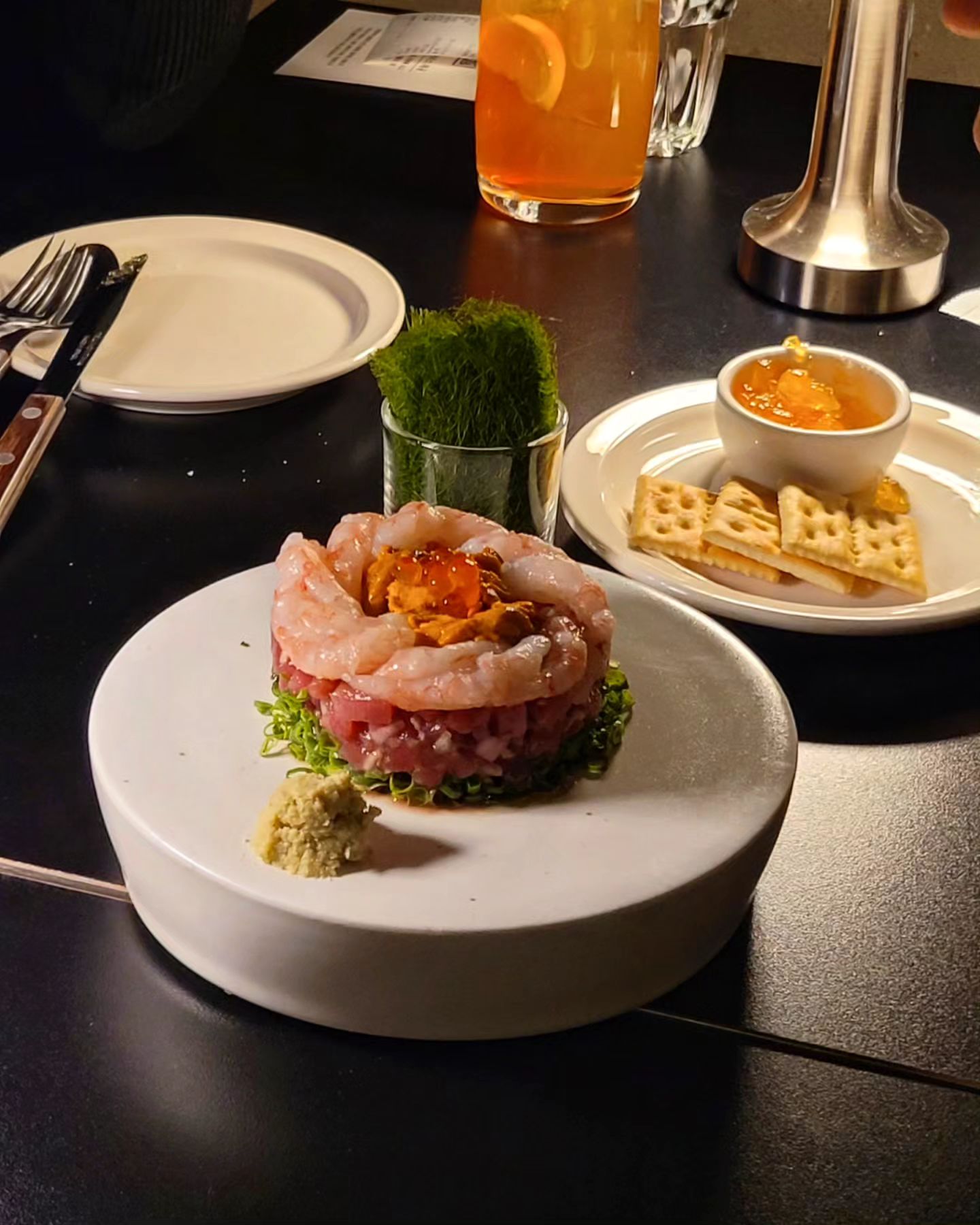 저 요즘 너무 뜸했죠?🤣
스토리만 하고 피드 인테기 제대로왔어용😭
그래도 맛있는거 많이 먹고 다니고 있어유😋

음식 다 맛있고 분위기도 좋았는데..
너무너무 추웠어요 어엉😭😭
히터더 빵빵하게 틀어줬으묜..ㅋㅋ

✔️퍼즈남영
✔️위치
갈월동 90-15
서울 용산구 한강대로 277-2 2층
✔️0507-1313-2993

#숙대입구 #퍼즈남영
