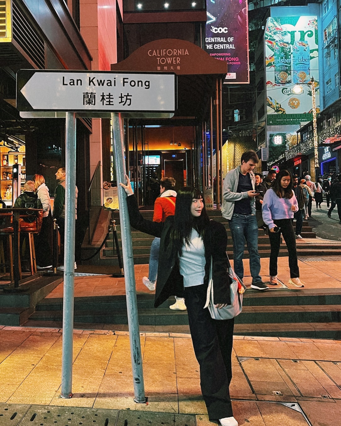엄마는 내가 홍콩 간 거 모르는데
이젠 알겠지...? 등짝 스매싱 예약🥹
엄마,,,엄마딸 역마살이야