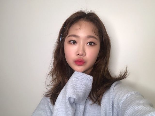 Poding🍒 on Instagram: "스타일링 최고🎀 샵도 최고 언니도 최고💕 @agnesleemina #알루 #ALUU #디자이너민아 #강남미용실 #청담미용실 #헤어 #염색 #헤어컬러 #염색추천 #헤어컬러추천 #민트베이지 #