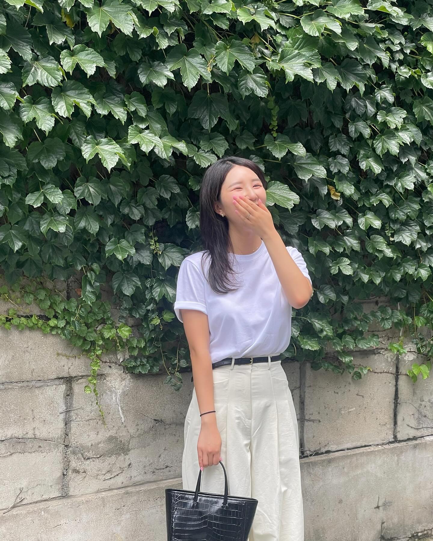 이번에도 어김없이 1번째로 축하해주는 .. 🖤