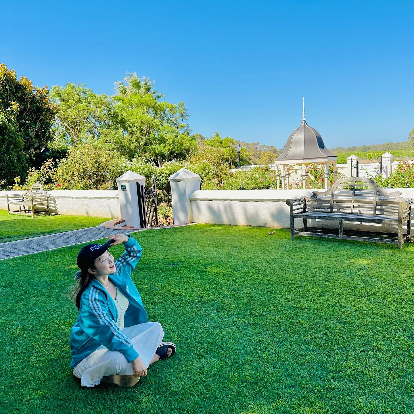 🇦🇺4. Wine tour🍷(feat. 🌱🌷🐬)
시간 역순으로 배열한 나머지 호주 사진들 모음
#busseltonjetty = 센과치히로 기차역 배경
막짤은 전날 사막 갔다가 찍은 은하수!🌠💫
📸 by jh.judy90 ʕ·ᴥ·ʔ👍🙏
.
.
.
개강 2주차만에 찾아온 우울증 1시간 만에 극복해버리기~~
7월에 구월 공연만 끝나봐라 한국에 단 하루도 머물지 않을거야..
snu_september 공연 빨리 합시다^.^

#🇦🇺 #🍷 #wine #winery #travel 
#travelphotography #여행에미치다 #호주