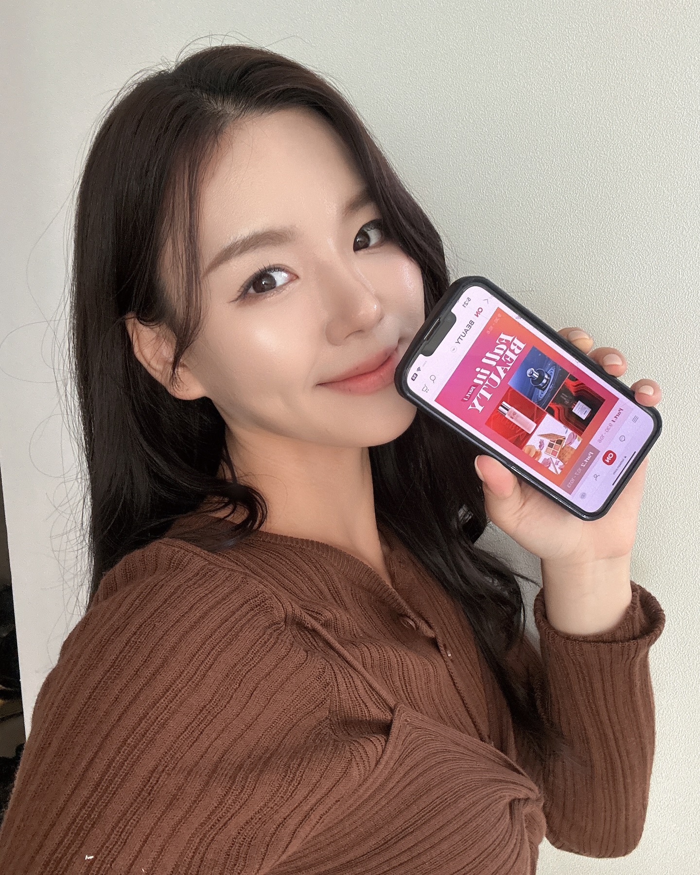 #협찬 
<FALL IN BEAUTY>
온앤더뷰티의 1년에 2번 진행하는 최대 뷰티 행사로
가을 맞이 환절기 피부 치트키 아이템부터 정품 증정 혜택까지!
혜택뿐만 아니라 라인업들도 넘 좋아요..🤍

지금 바로 온앤더뷰티에서 뷰티 최대 혜택을 만나보세요!
✅ NOW 단 7일! 가을맞이 뷰티 쇼핑 FALL IN BEAUTY
환절기 스킨케어&신상템
선착순 쿠폰+적립+이벤트까지🤍
바로가기 링크▫️https://s.lotteon.com/cbHwsD5K4

#롯데온 #온앤더뷰티 #온앤더뷰티앰버서더 #FALL IN BEAUTY