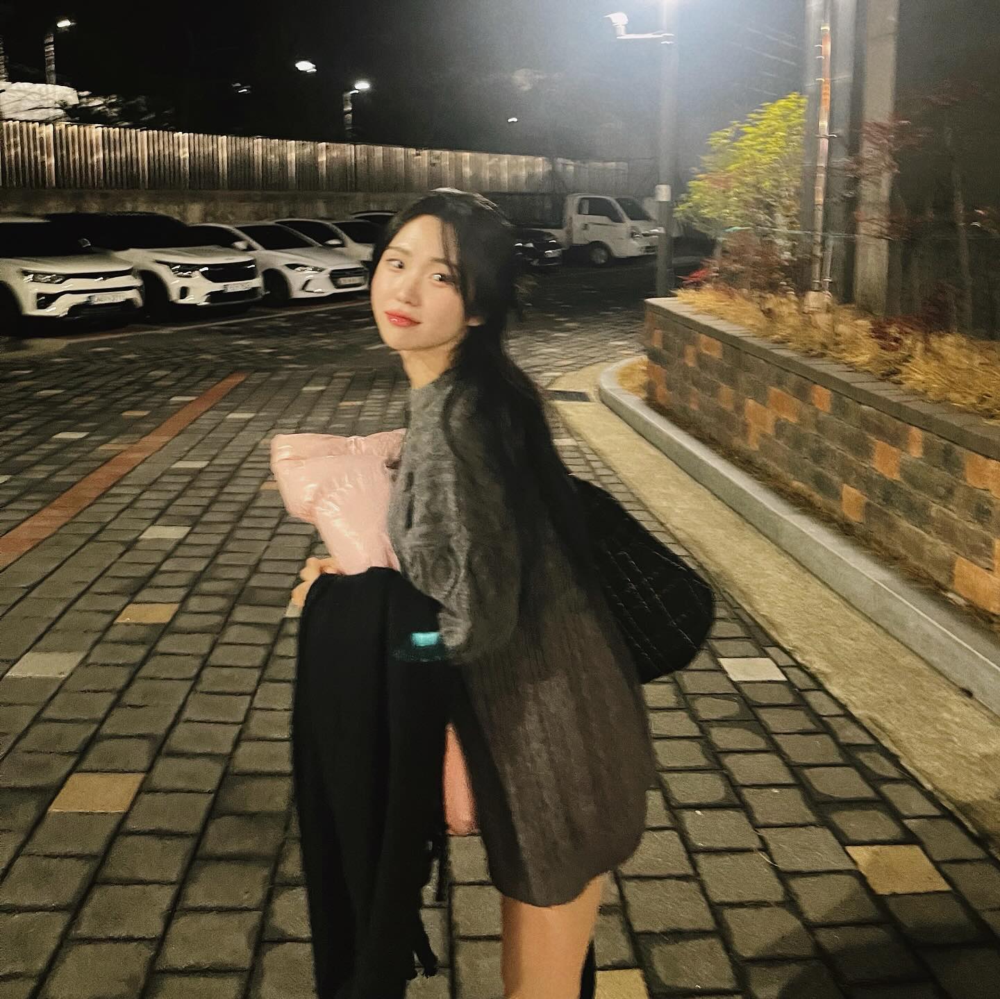 들고있는 패딩은 요새 최애 패딩이랍니다 ㅡ3ㅡ