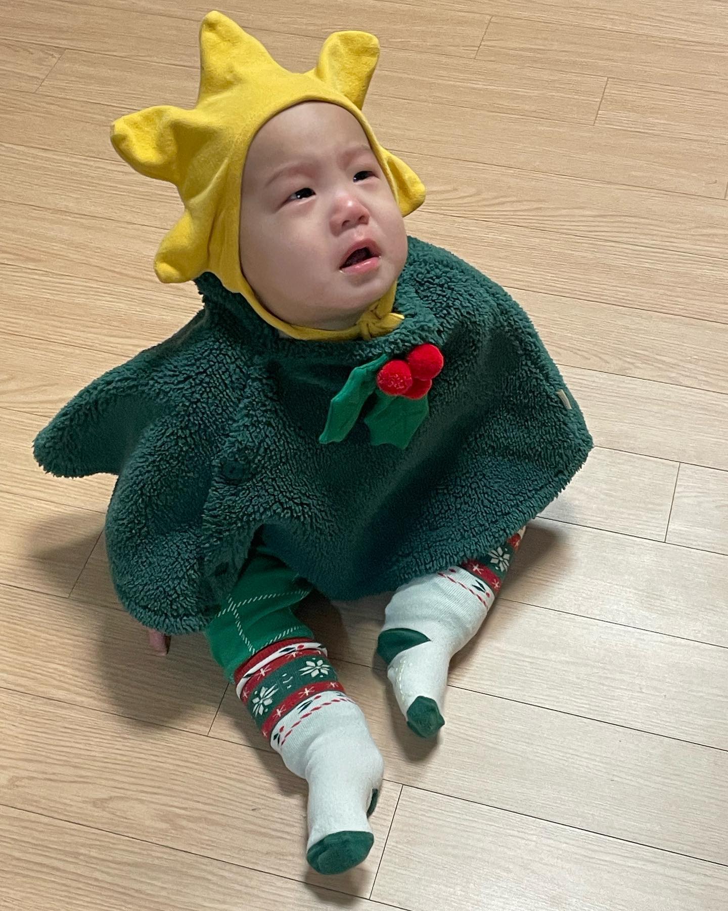 23.12.02
시언니의 급 번개 초대로 형아들이랑 늦게까지 놀았다-!
지우의 매운 손맛을 다 받아주는 착한 엉아들😆
(더 받아줘. 동생 만들어 달라했자낭?😉)