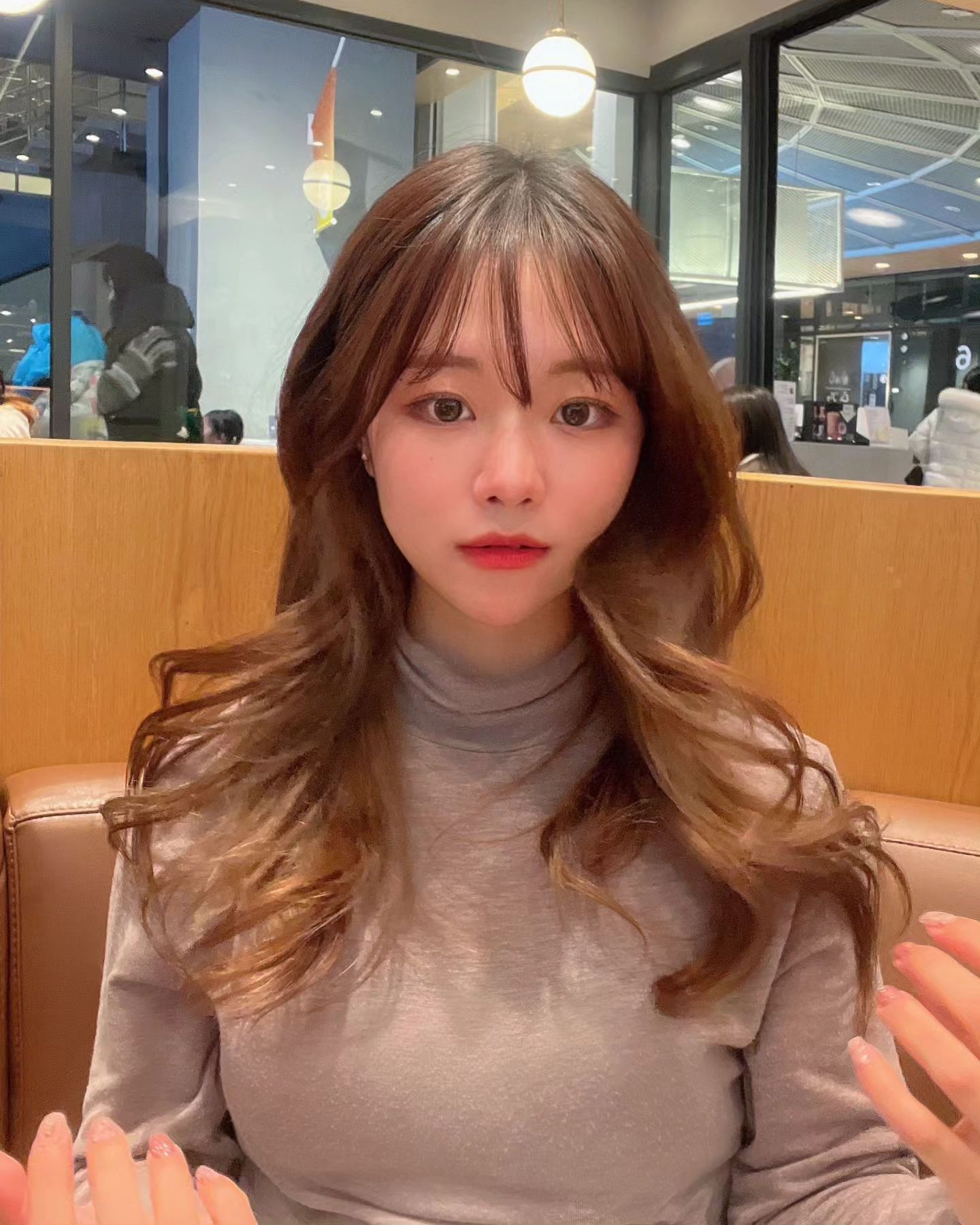 오랜만에 영화!! 
너무 재밌었당 😁😁
.
.
사실 저저번주에 #그대들은어떻게살것인가 보고
살짝 놀래서(나쁜의미로)
더마블스는 기대 안했는데 너무 재밌었구 완벽했다 💚
#영화 #더마블스 #마블 #용산 #용산아이파크몰 #서울
#movie #weekend #happy #marvel 
#seoul #selfie #hairstyle #like #daily