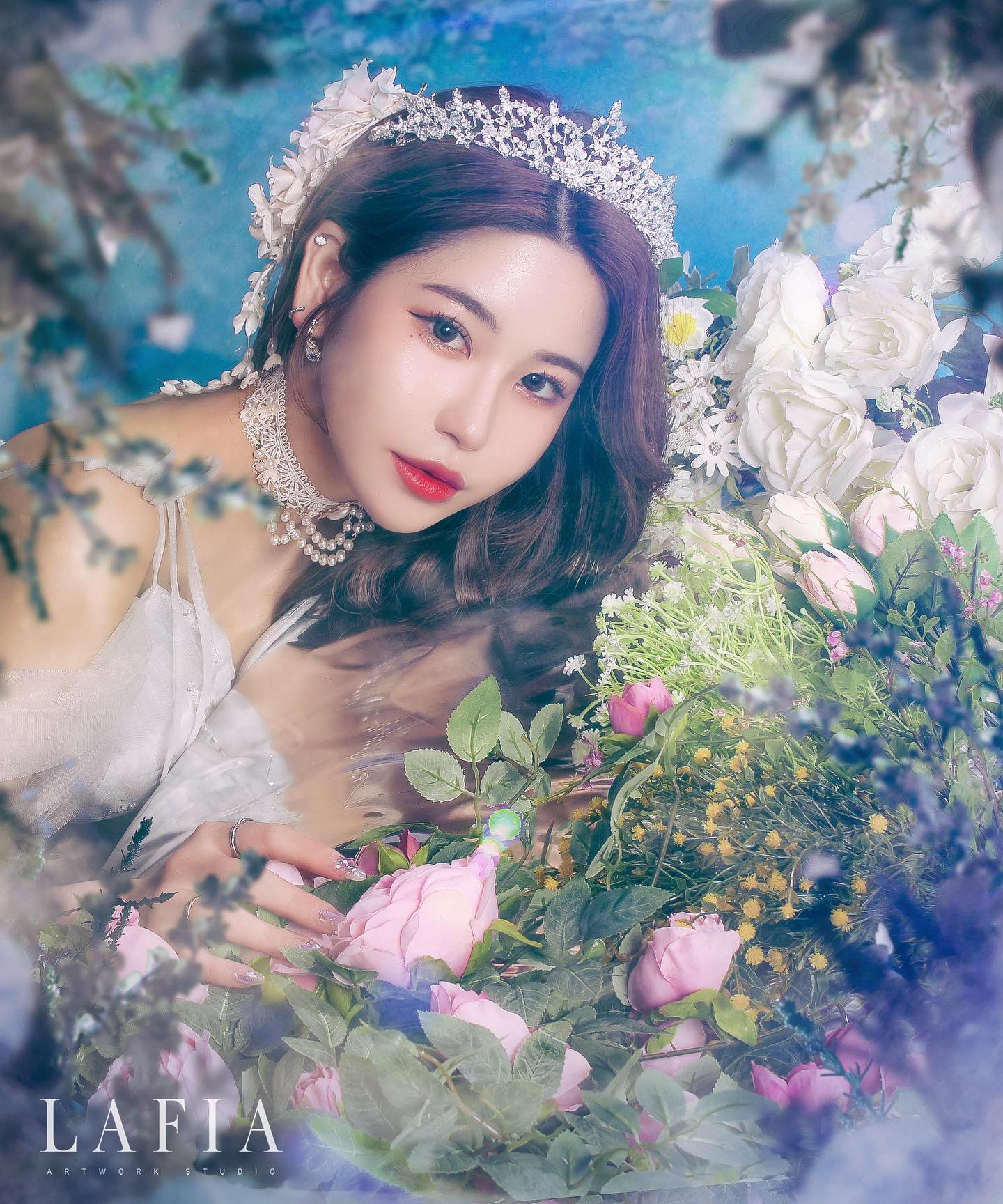 나도 공주 하고 싶었어,,,,🫠
미흡한 모델에 개쩌는 강이 작가님의 실력🌹❤