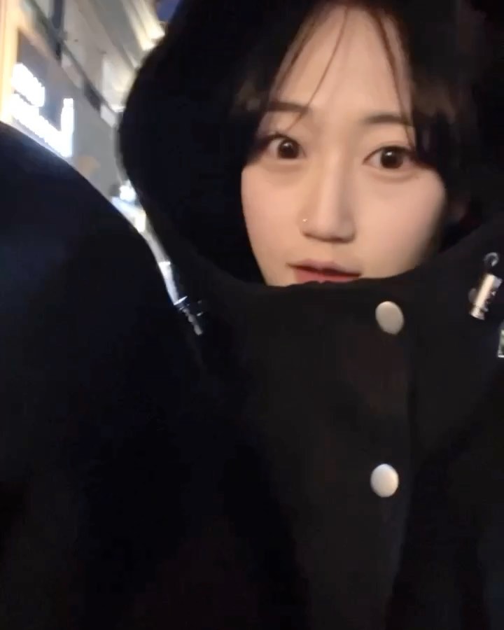 우비소녀같지않니?