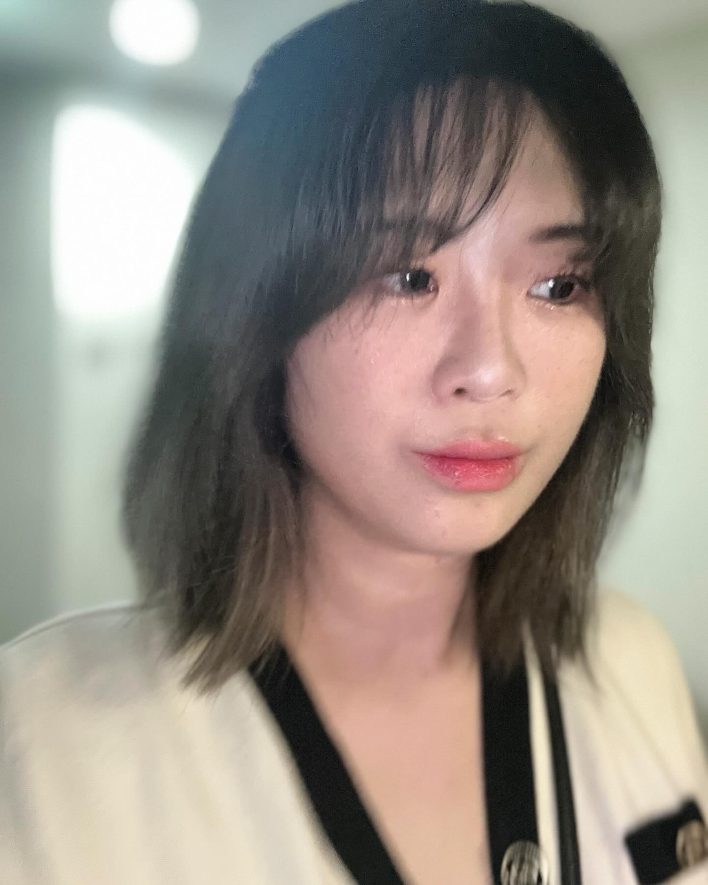 화장하거나 꾸민 모습의 나

#이쁘다 #잘생겼다 #멋지다 #나는나를사랑한다 #나나사