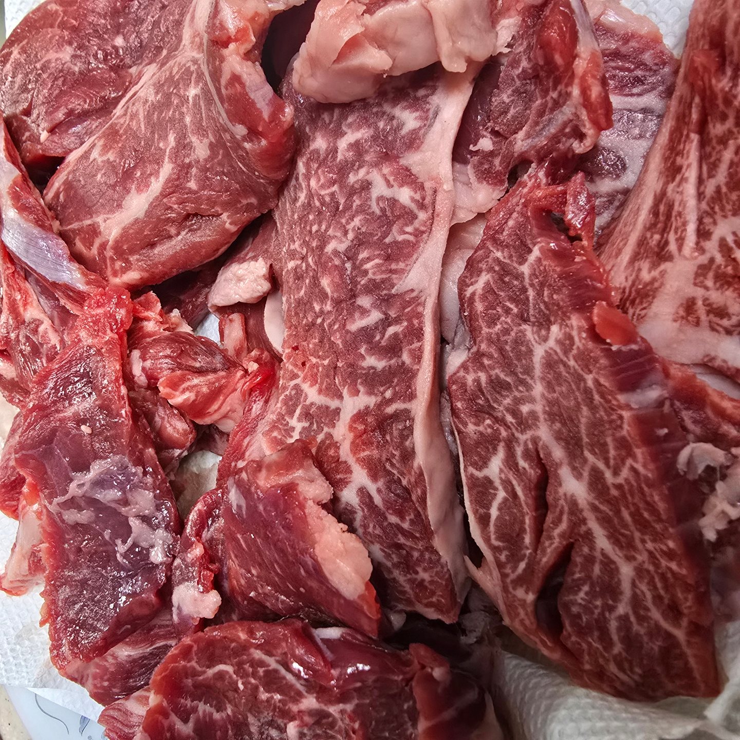 한우는 늘 사랑이지
주말까지 일하고 기운뺀 날은 #한우
#카쇼페