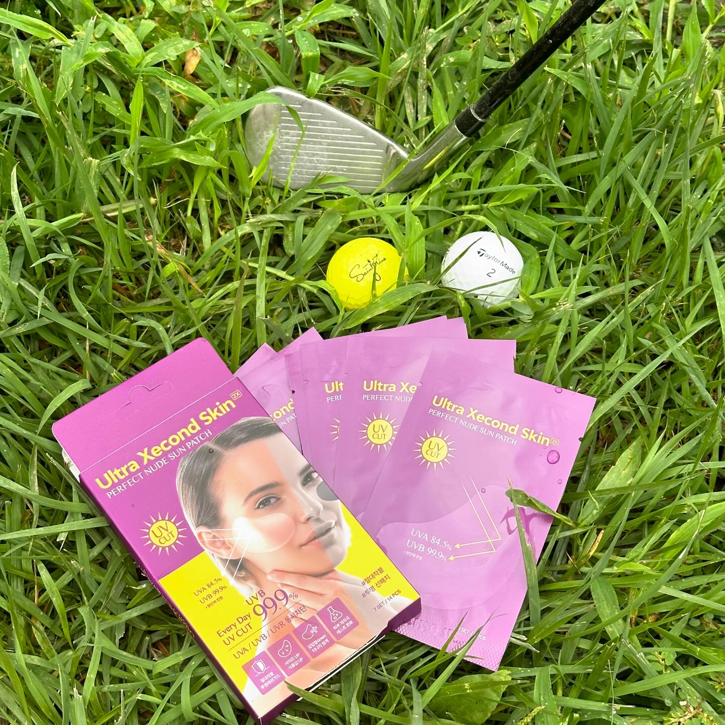 #ultraxecondskin  #울트라세컨스킨 #울트라세컨스킨투엑스선패치 #sunpatch #golfpatch #썬패치 #골프패치 #자외선차단패치 #선패치 #골프썬패치 #투명썬패치 #협찬

안녕하세요:)
요즘 같은 날씨에 꼭 필요한
선패치 소개드릴게요☀️

선패치를 붙이면 
불편하고 패치가 티날까봐 걱정을 했었는데요
울트라세컨스킨의 선패치는
얇고 투명해서 부착 후 티가 나지 않아서 좋았어요💛
그리고 피부에 밀착되어 
제 피부인마냥 답답하지 않아 좋더라고요💛
여행갈때나 야외활동 시에 제 필수템이 되었어요💛

야외에서 운동할 때⛳️🏌️
자외선을 가장 많이 받는 부분이 광대여서
광대부분 기미, 썬번 고민이었는데
선패치가 딱 광대 부위를 철통방어해주어 
넘 좋았어요💛

☀️ 주름유발 UBA(자외선A)
☀️ 기미 멜라닌 생성 UVB(자외선B) 
☀️ UPF 50+등급으로 자외선B
 99% 차단 효과 확인! (자외선 차단 테스트 완료)

1회분씩 개별포장되어 있어서 
간편하게 사용가능하답니다💛
울투라세컨스킨의 썬패치 추천드릴게요🥰