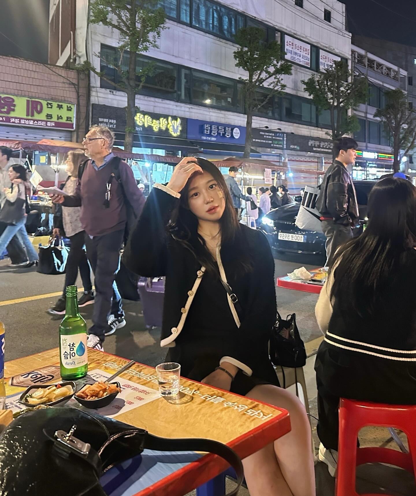 알콜로 다친 상처 알콜로 소독중