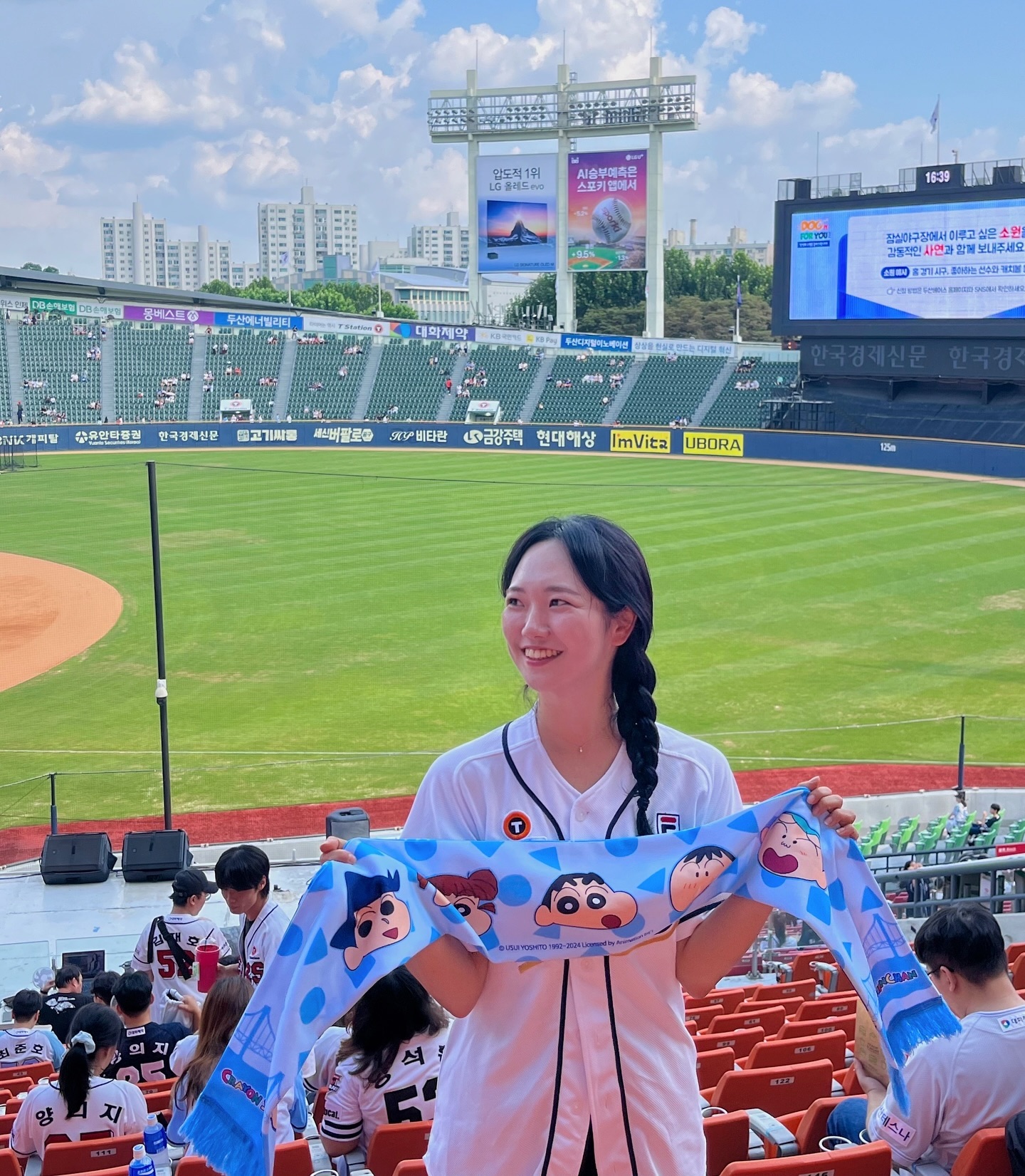 최고의 유산소는 야구장 출근 ⚾️
두팬이게요 롯팬이게요  ㅋㅣ ㅋㅣ 짱구 기요오

#두산베어스 #롯데자이언츠 #최강두산