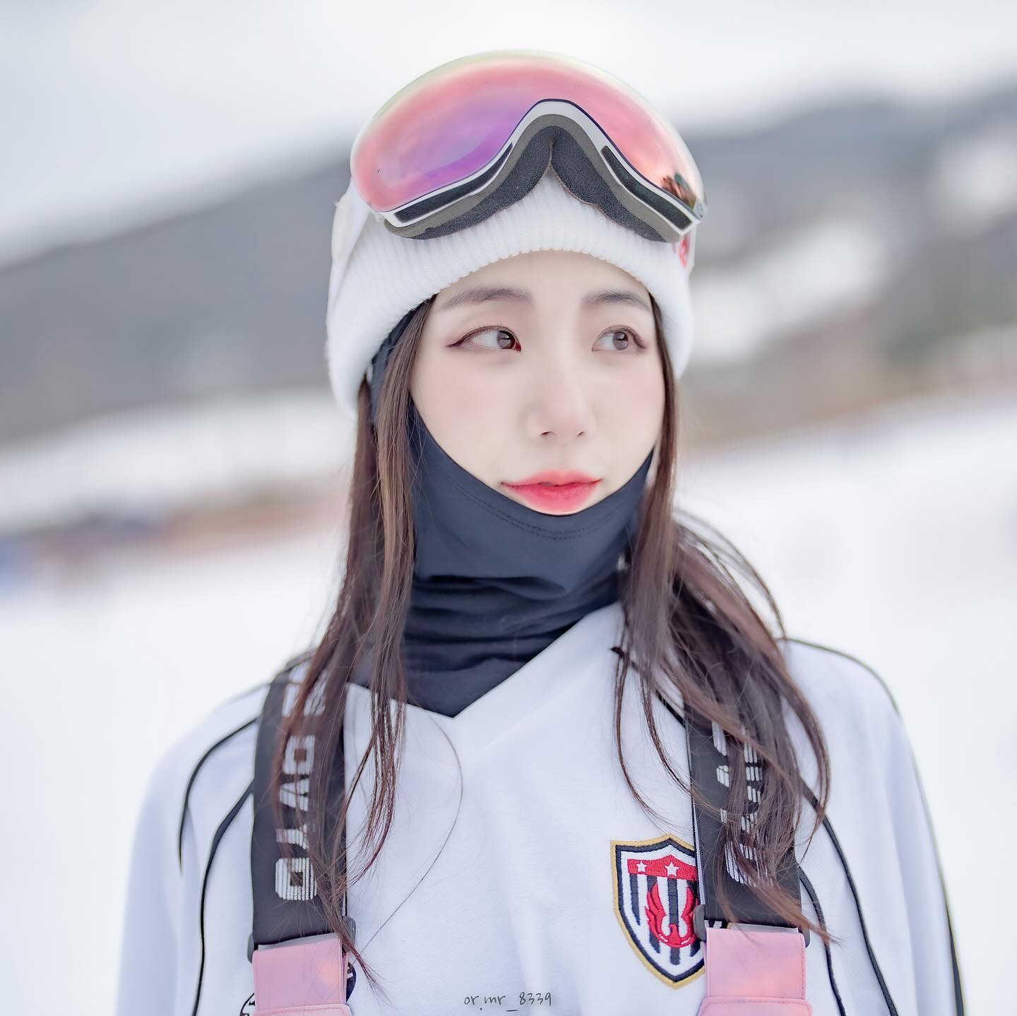 이주만에 스키장 갈 예정이니까 사진 투척

📸 사진은 #아싸필름
📸 or.mr_8339 
🏂 비니, 보드복, 바라클라바, 져지는 #오비오보드복 
🏂 ov_korea