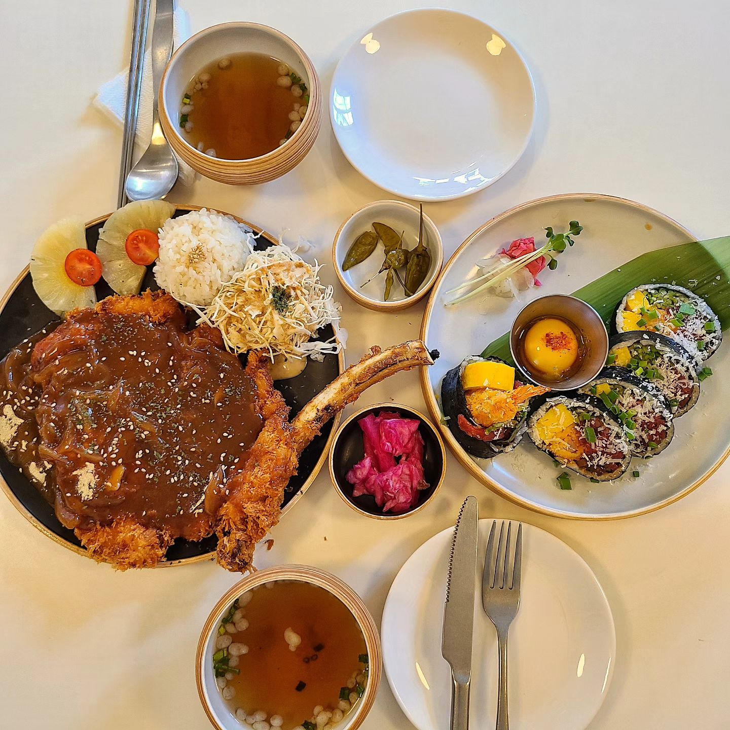 #초이다이닝
#샤로수길맛집 #육회후토마끼 #뼈돈까스 #왕돈까스 #서울대입구맛집 #샤로수길데이트