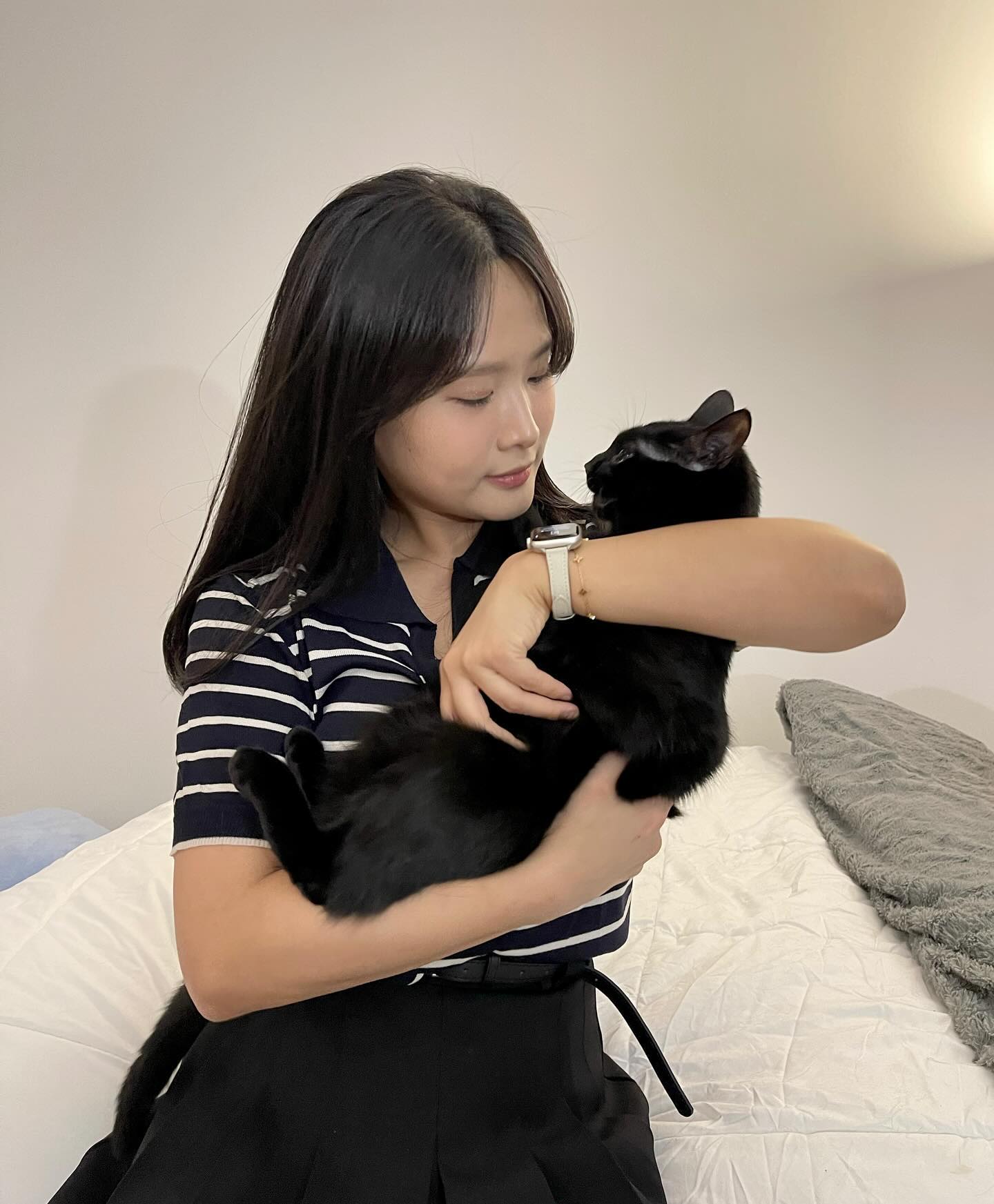 My furever purrfect baby 🐈‍⬛🖤
#냥스타그램 #purr