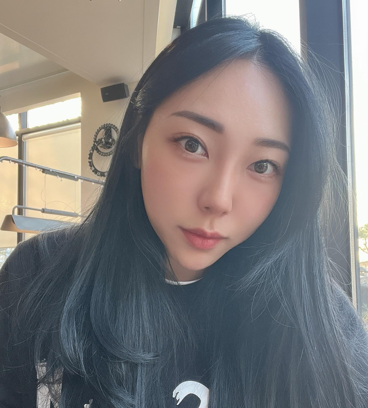 간만에 흑발 오느른 바뚄범 집에 돌아온날 ◡̈