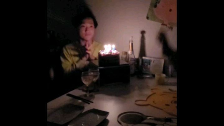 우리여보탄생일
ㅎㅎㅎㅎ

항상 고맙고
사랑하고
사랑하고
사랑해❤

밥을 개떡같이 해도
맛나다고 해주는 우리여봉❤
내가 짜증 내도 짜증 난것도 귀엽다고 해주는 울 여봉❤
단 한번도 나에게 성질 낸 적없는 울 여봉 ❤
나의 자존감을 가장 높여준 사람❤
1등남편 1등아빠😍

태어나줘서 고맙고
나랑 결혼해줘서 고맙고
나랑 살아줘서 고맙다..ㅋㅋㅋㅋㅋ
알라븅 😘😘
생일축하해💕💕
ji_nani__