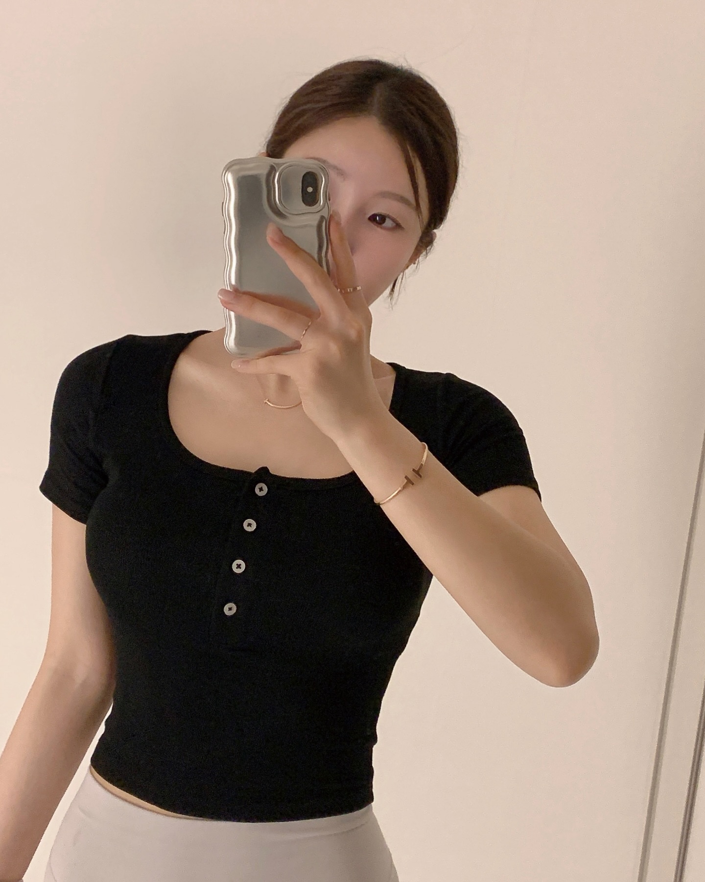 ⠀⠀⠀⠀⠀⠀⠀⠀
내가 갖고있는 E와 J를
전부 수업에 써버리고
I와 P로 퇴근.. 💗
이런 나 자신 참 마음에 든다🫶🏻
