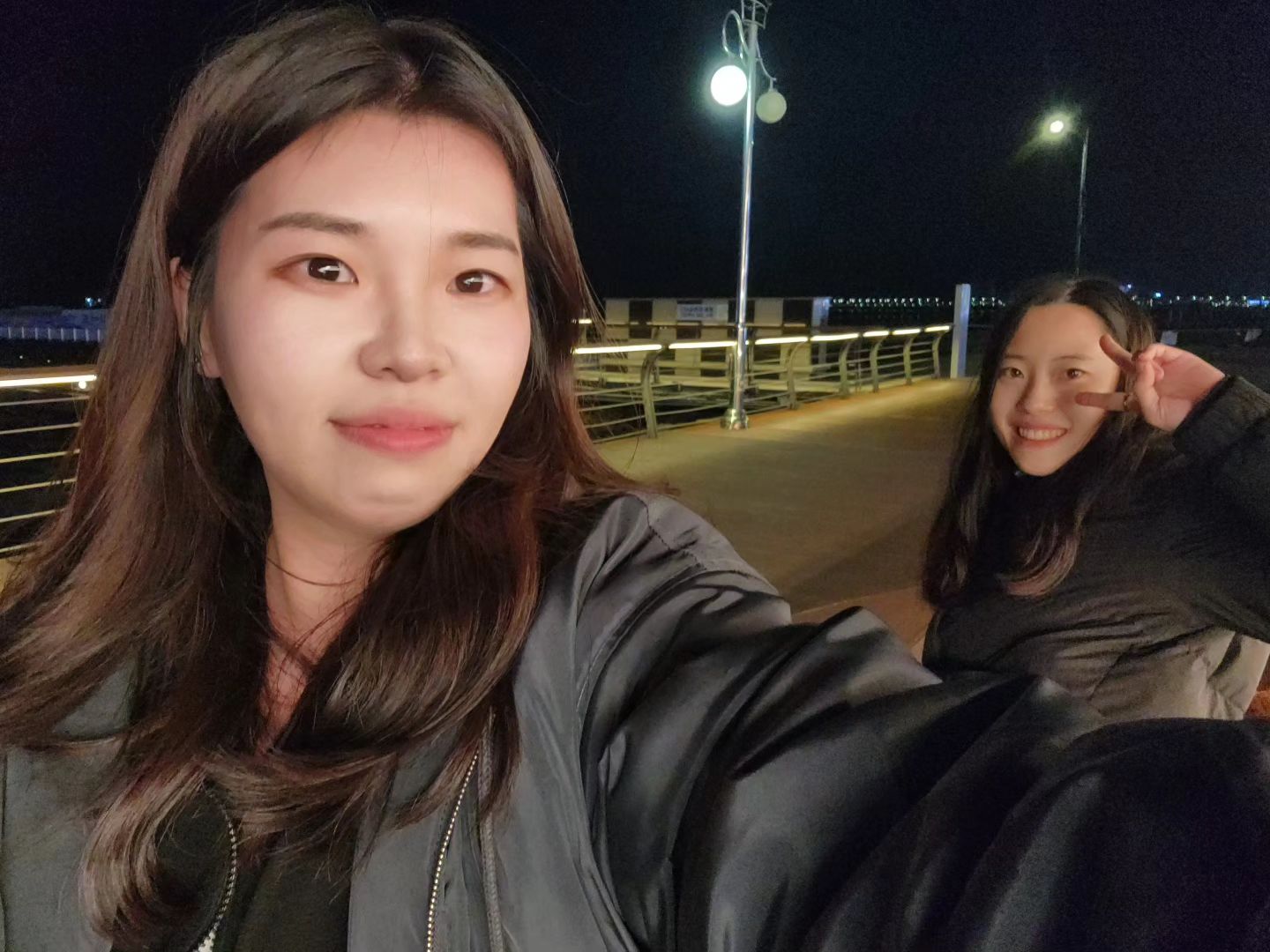 모든게 낭만로망 그잡채🩷
hyun.s_517 또와 조져 마셔!!!!!.
.
.
.
.
.
#새여친생김#100일