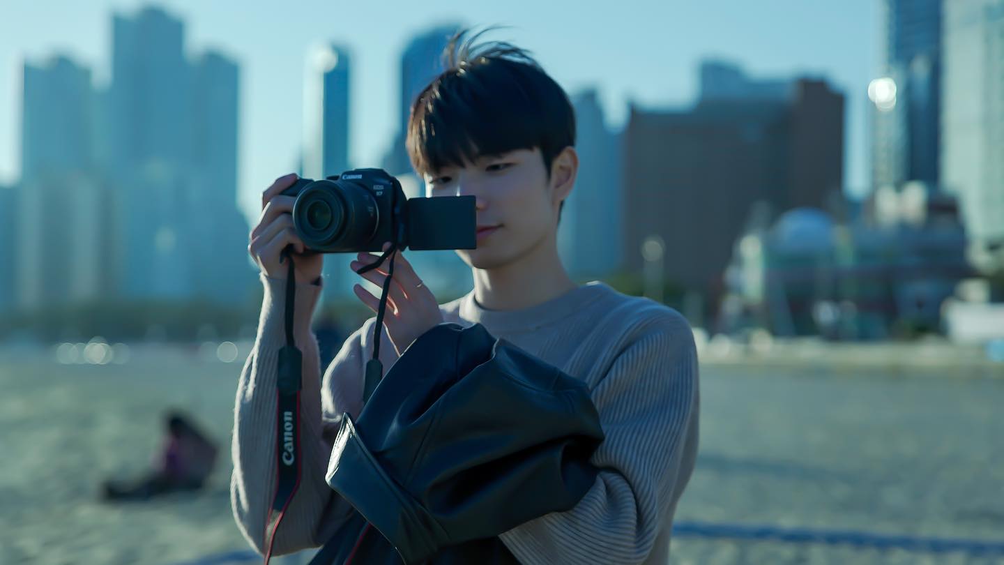 ʙʟᴜᴇ ʟɪɢʜᴛ?

Model. als_2s