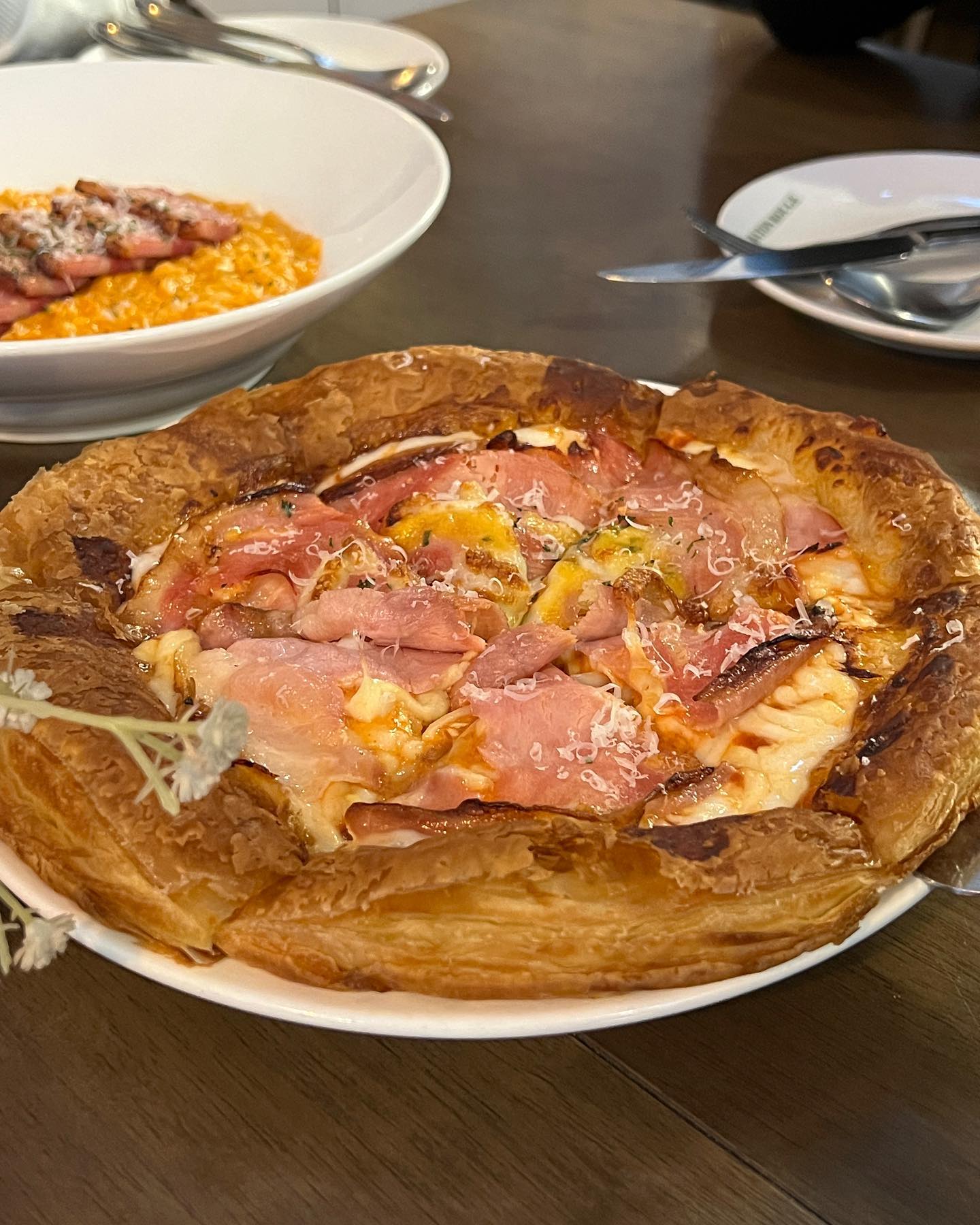 🍕
.
몇번을 가는지 모르겠네, 패스츄리피자 맛있당, 근데ㅔㅔ 토마토해산물파스파 보다 다른게 더 맛있다ㅏㅏ
.
🎈오목교 바톤루즈
🪄 신목로6길 6-5 1층