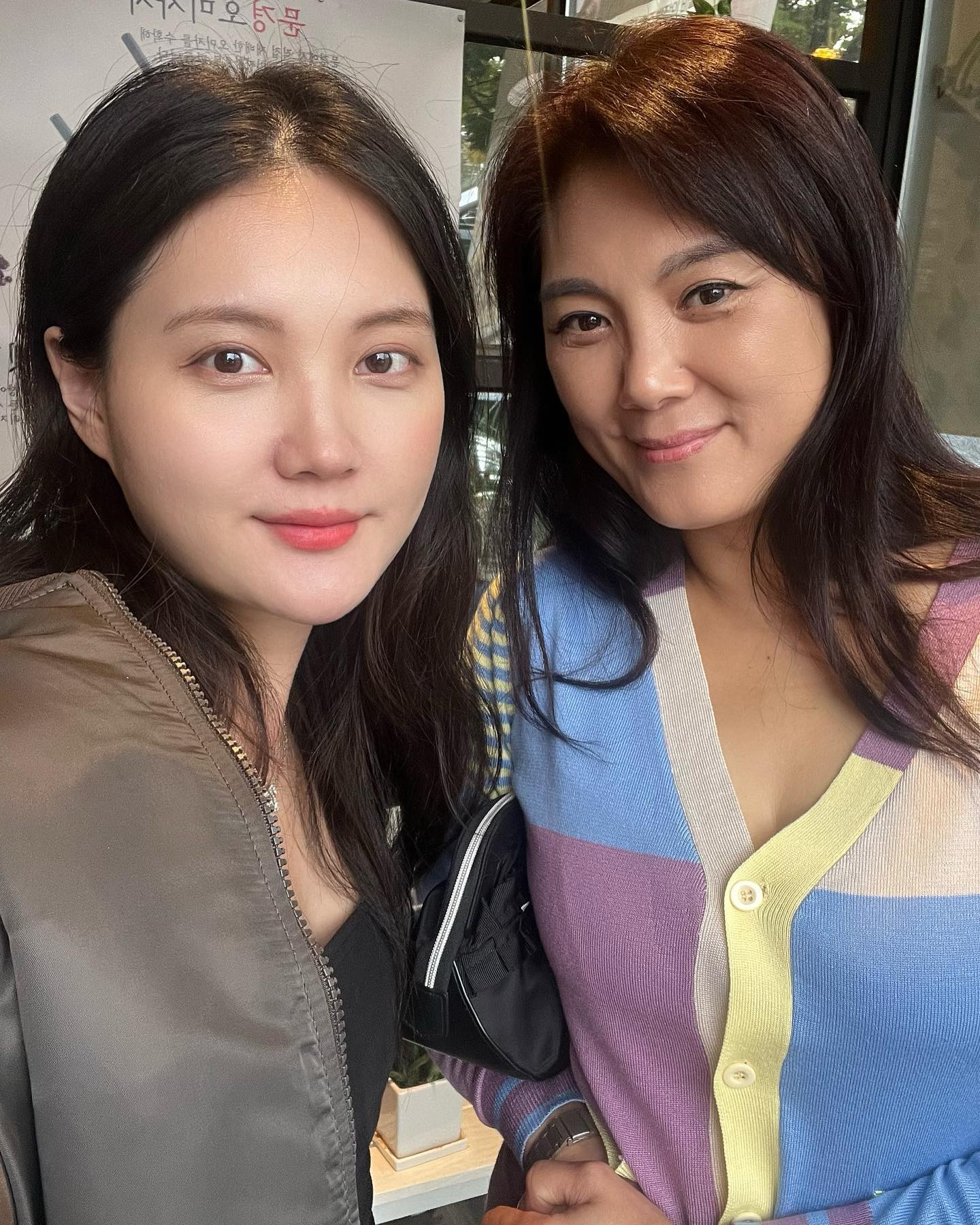 엄마가왔다🫶
집에서 요양하다가 컨디션 좋아서 집근처에서 엄마랑 단둘이 브런치데이트
집에와서 바로 누워야만하는 몸뚱이지만 간만에 모녀 데이트여서 행복
엄마가지마~!!!!🥲담달에 꼭 또와야해 ㅜㅜ