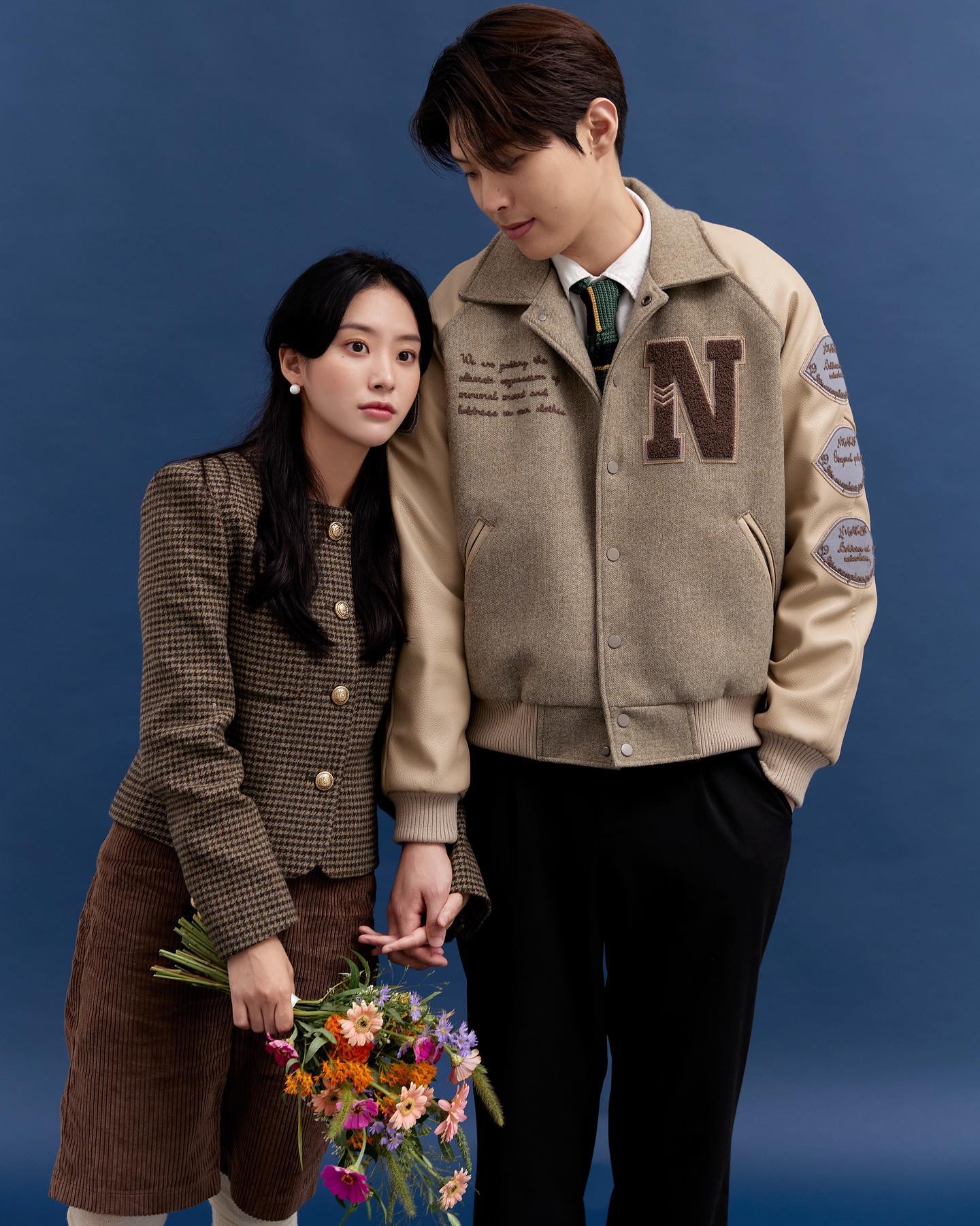 이런 무드는 어때요🤎🖤 우리만의 분위기를 잘 담아주신 demare_studio 📷 키 차이 많이 나는데 그걸 더 살려주신 작가님 🫰🏻