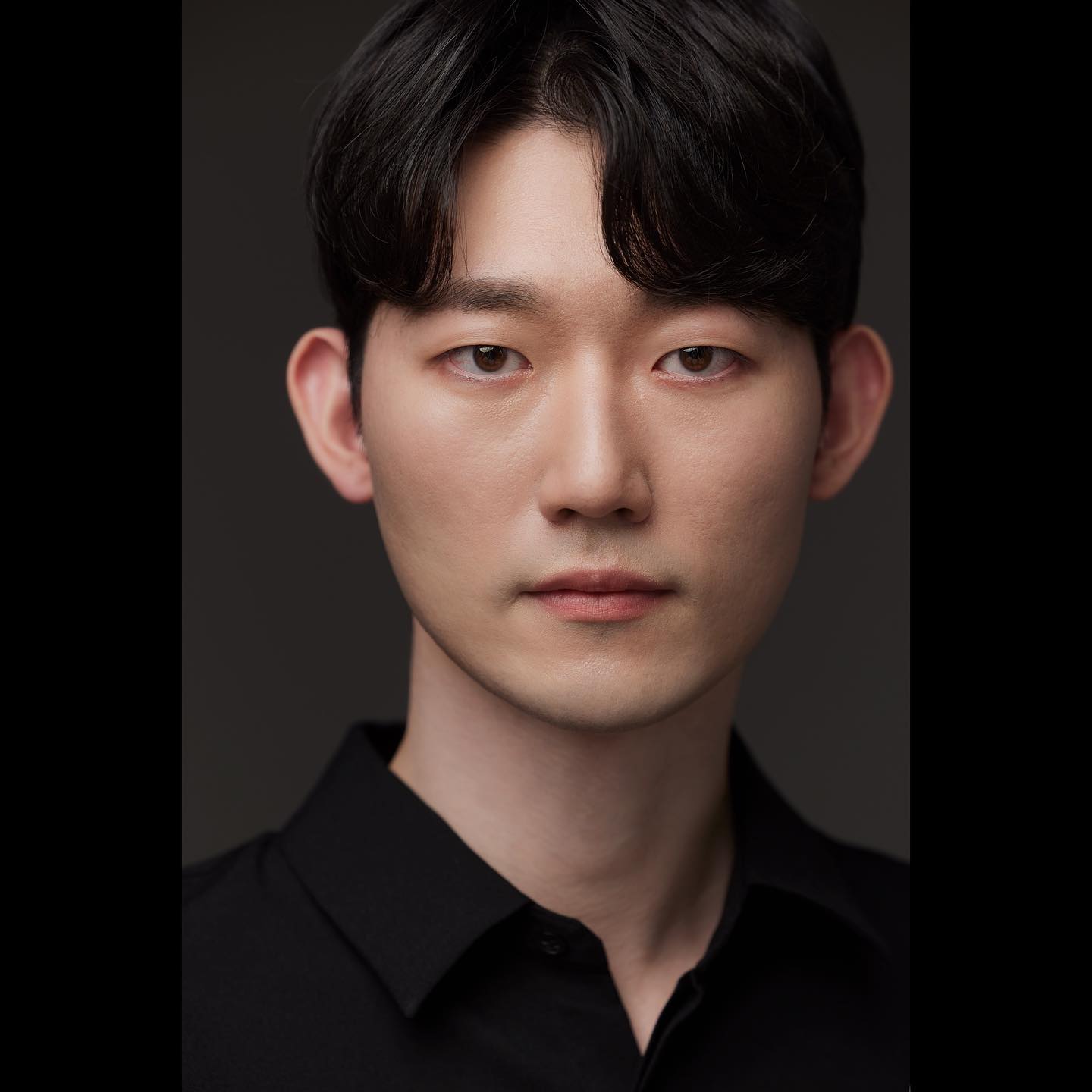 처음으로 찍어본 프로필사진
컨셉 ver.1 
.
.
.
.
.
.
.

#seoraestudio#서래스튜디오#배우프로필#연극영화과#강남프로필사진#화보#오디션프로필#캐스팅#스냅사진#스냅모델#단편영화#장편영화#상업영화#독립영화#엔터테인먼트#광고모델#광고#영화#드라마#배우#movie#drama#theater#actor#bts봉준호손흥민minseongkangletsgo #cf#music#agency#model#blackconcept