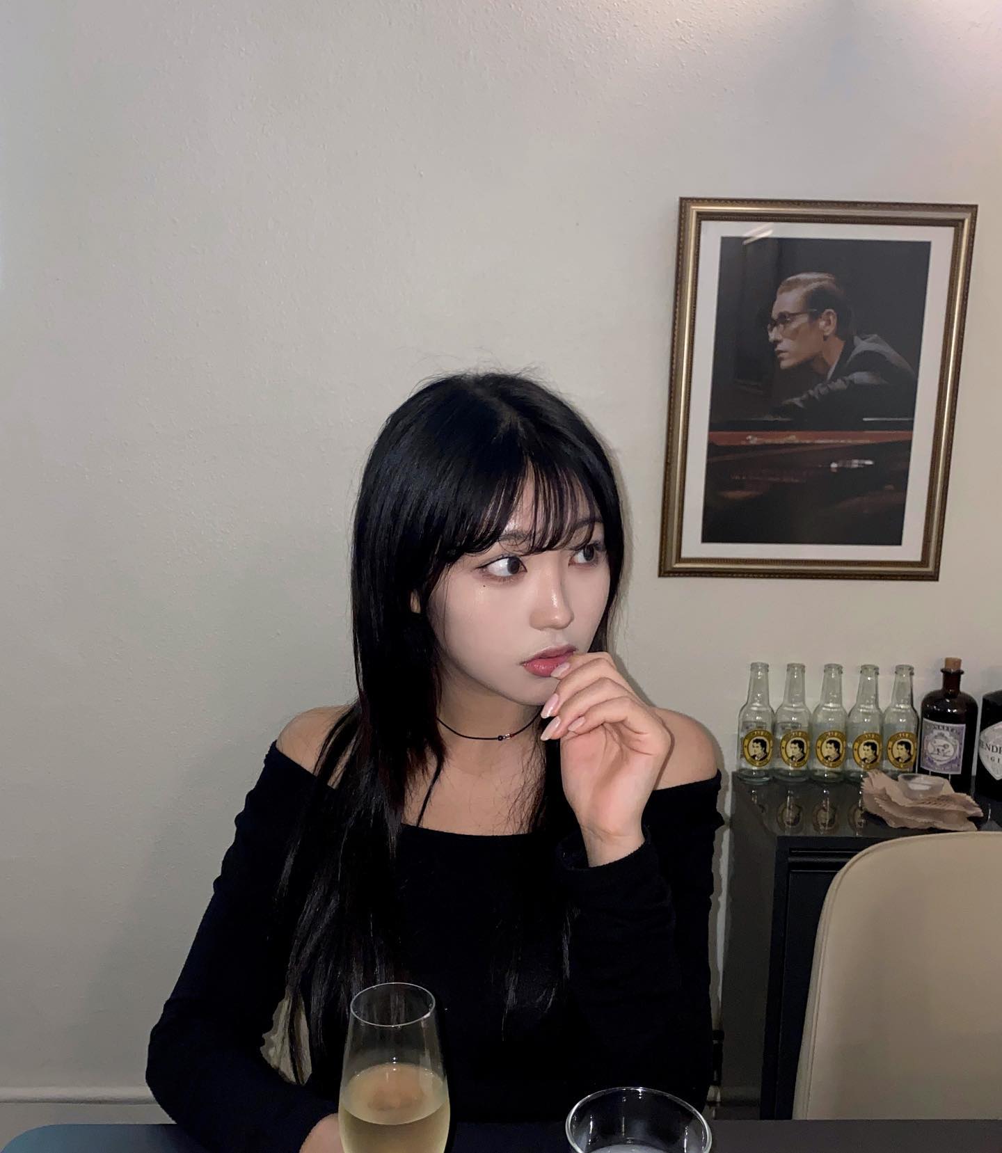 ✨🤦🏻‍♀️

너무너무 더운 날씨에도 무겁지 않고 예쁜 광 뿜뿜..겨울에는 더더더욱 광채 포기 못하는데🤦🏻‍♀️✨💗
화해'S PICK! 2022 상반기 화해 뷰티 어워드 1위 수상 '톤 업 부스터' 

#바이오던스 #biodance #광채피부 #광채메이크업 #메이크업 #글로우베이스트리오 #협찬 #제품협찬 #제품제공 

#04 #04년생 #뷰티 #뷰티그램