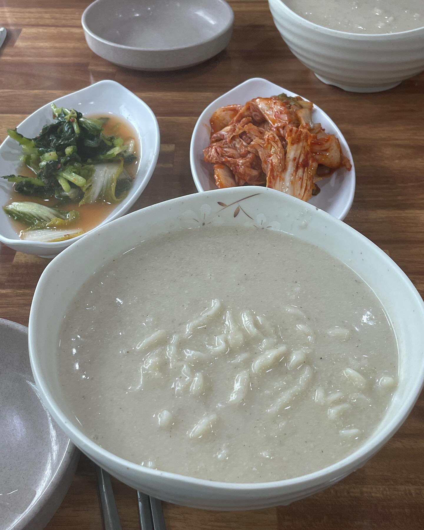 오늘은 들깨 칼국수

#청정칼국수 #안성맛집 #칼국수 #바지락 #들깨  #팥죽