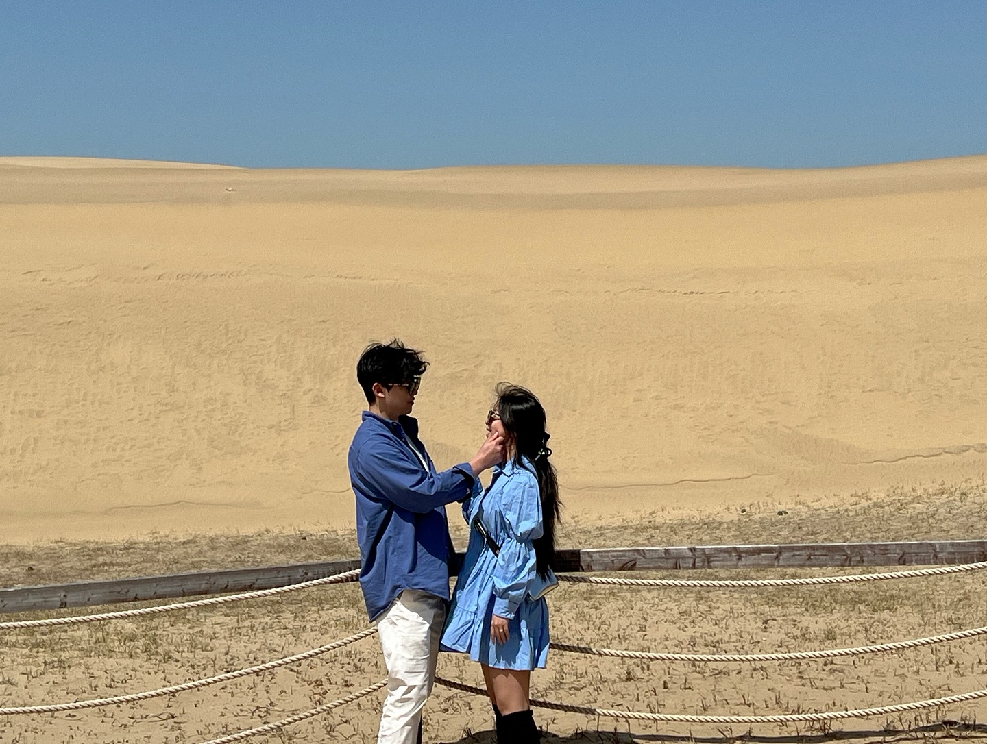 아빠가 찍어준 우리💗 바람이 엄청 불어도 조아